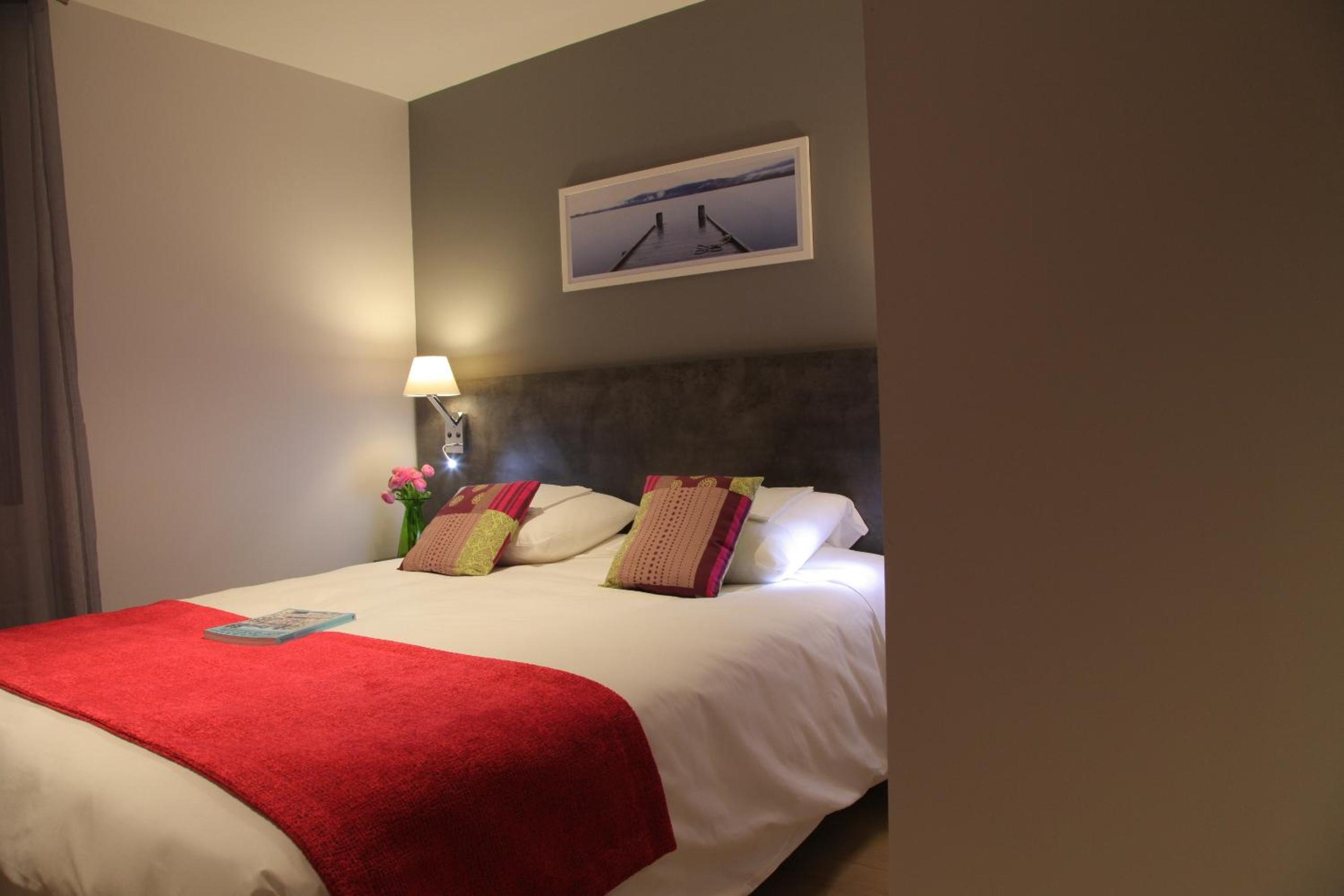 Superior Double Room - Photo 10