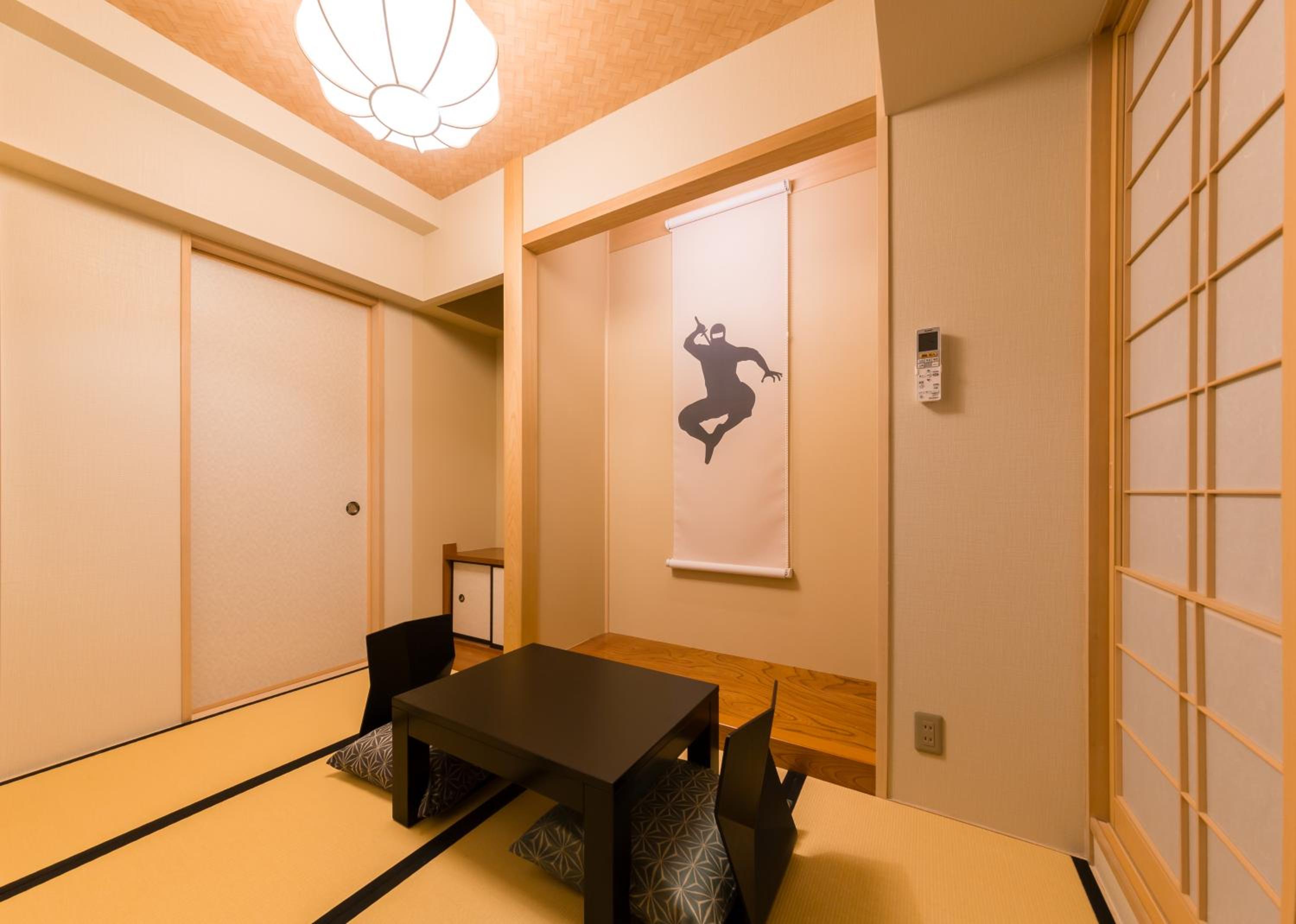 Large Twin Room photo 3