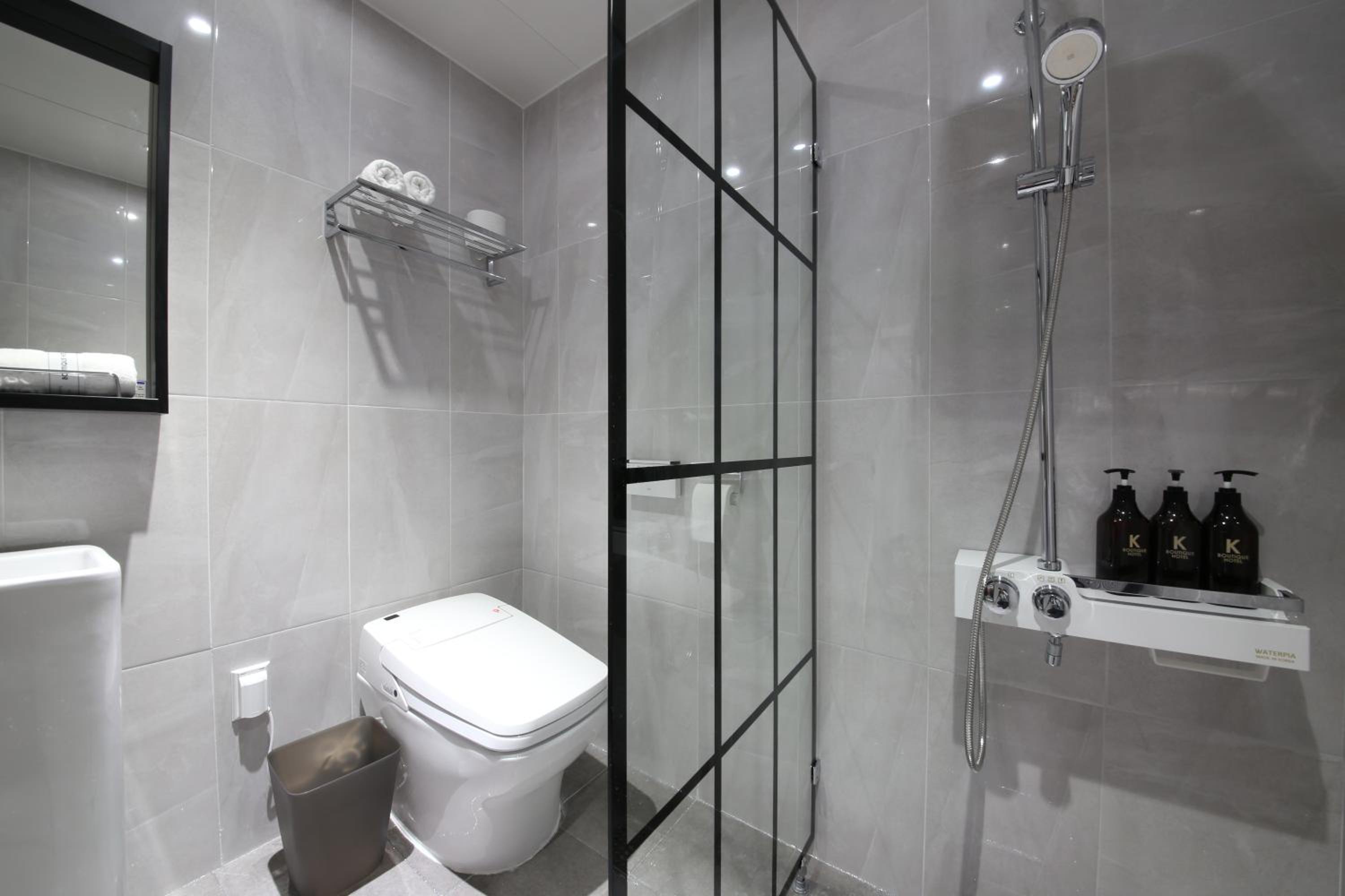 Deluxe Double Room photo 3
