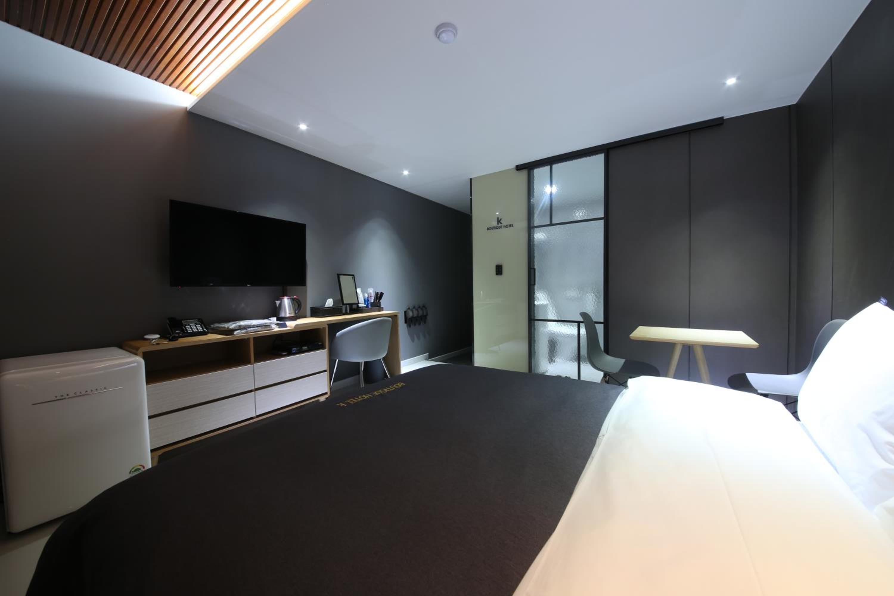 Double Room with Shower photo 1