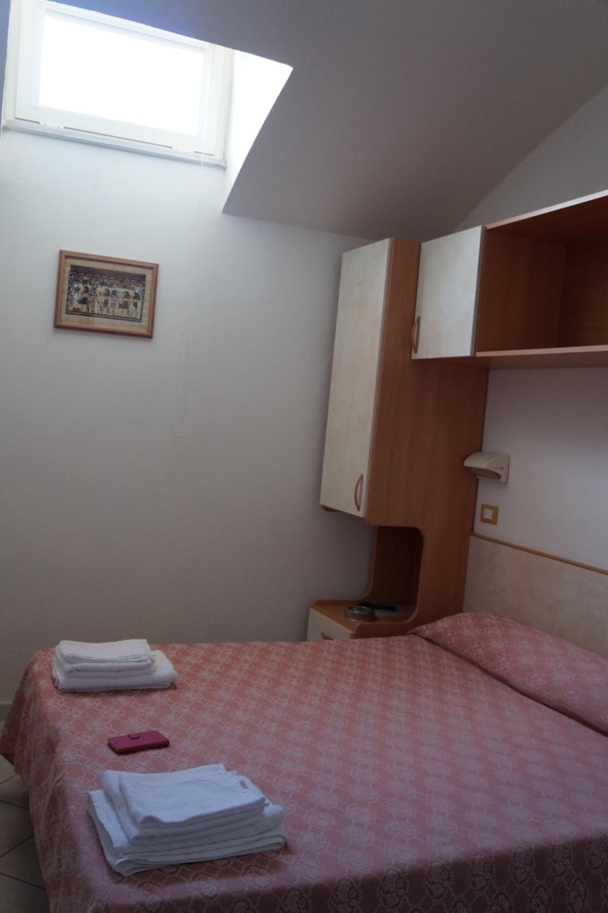 Double Room - Attic photo 1