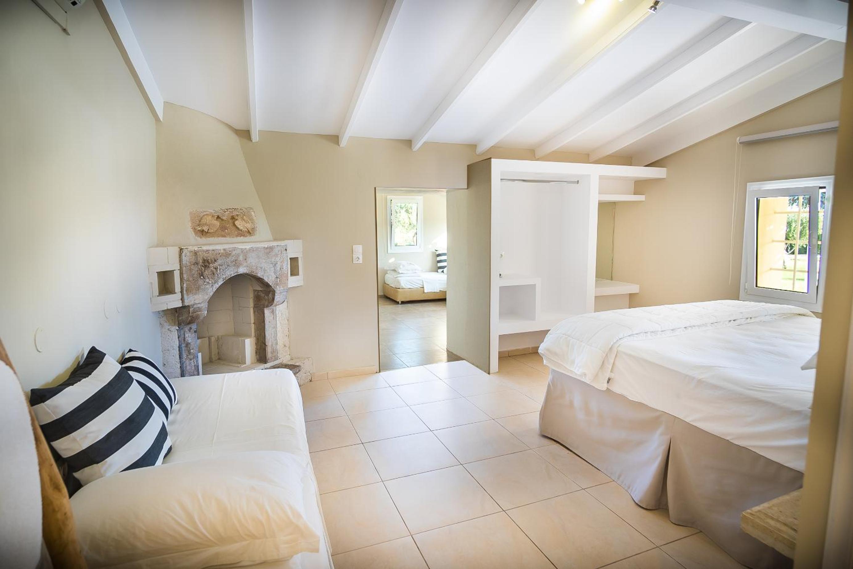 One-Bedroom Villa - Photo 25