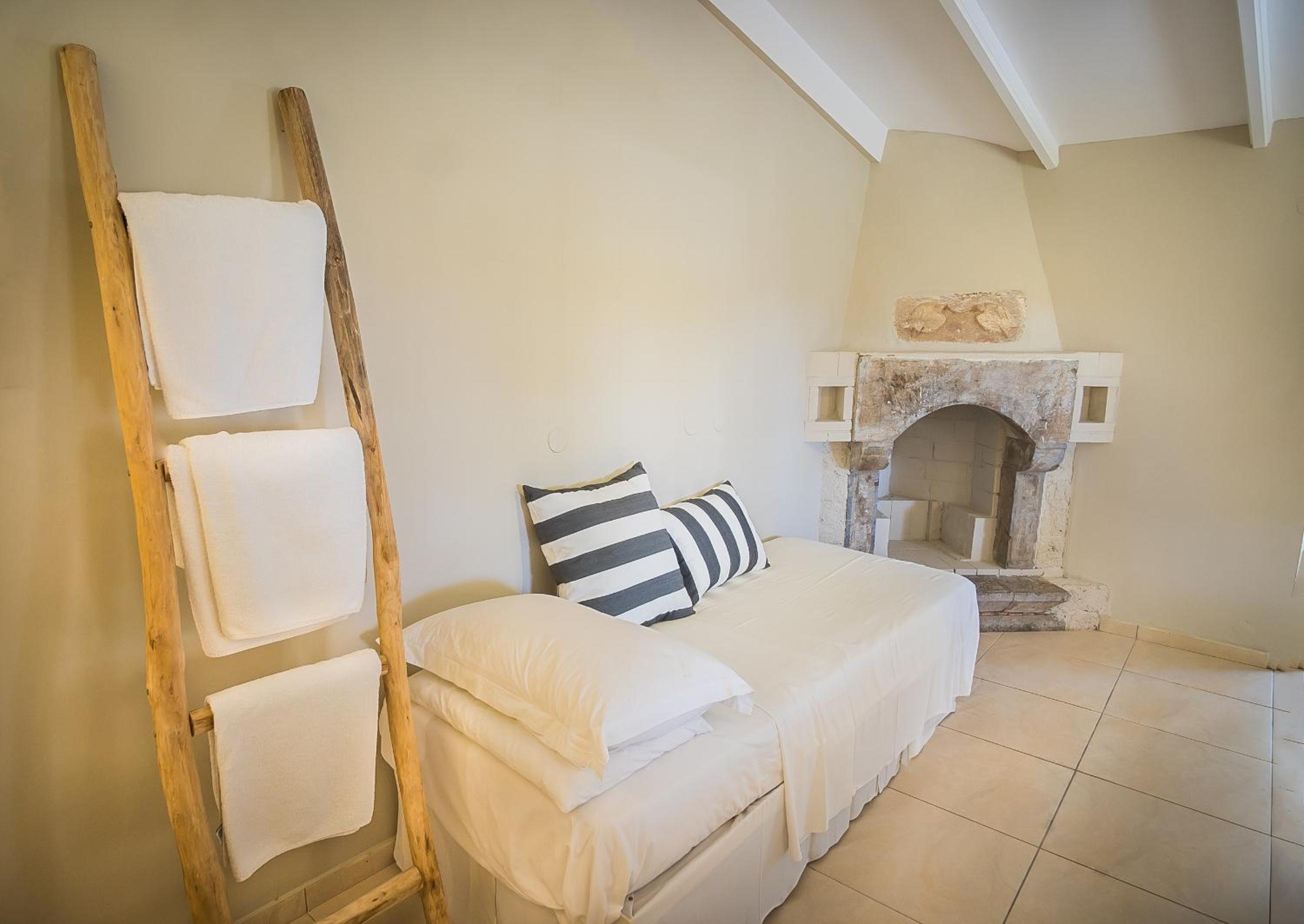One-Bedroom Villa - Photo 15