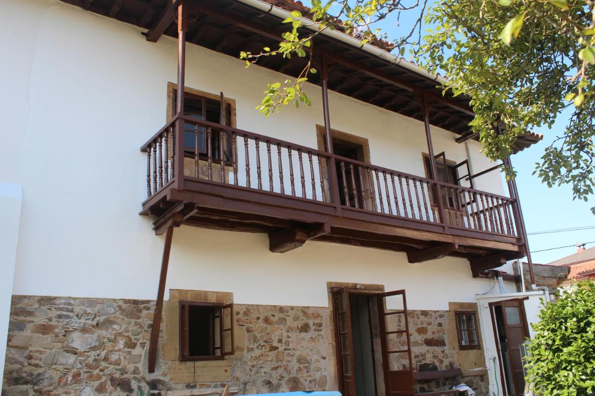 Three-Bedroom Townhouse