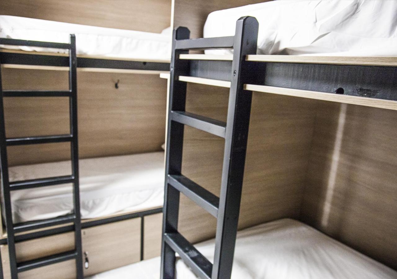 8 Bunk Bed in Mixed Dormitory Room photo 2