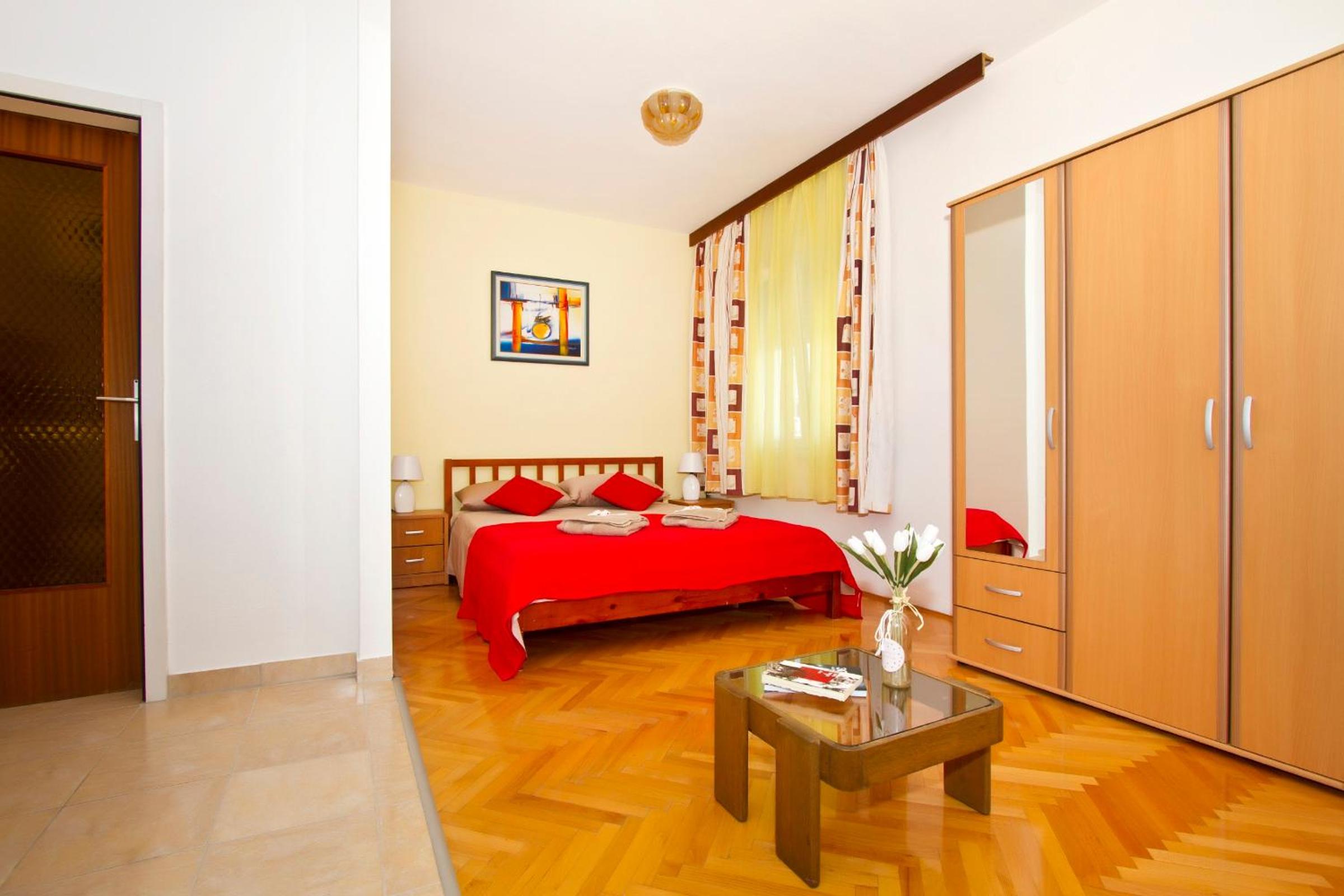 Apartment with Sea View