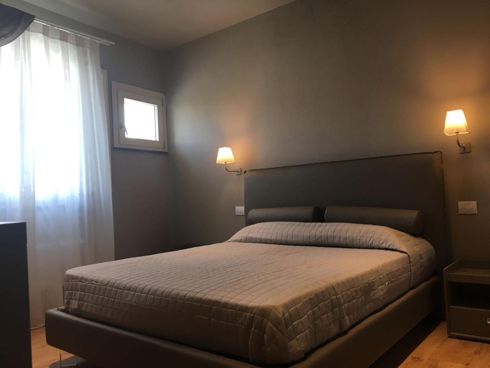 Triple Room with Private Bathroom photo 2
