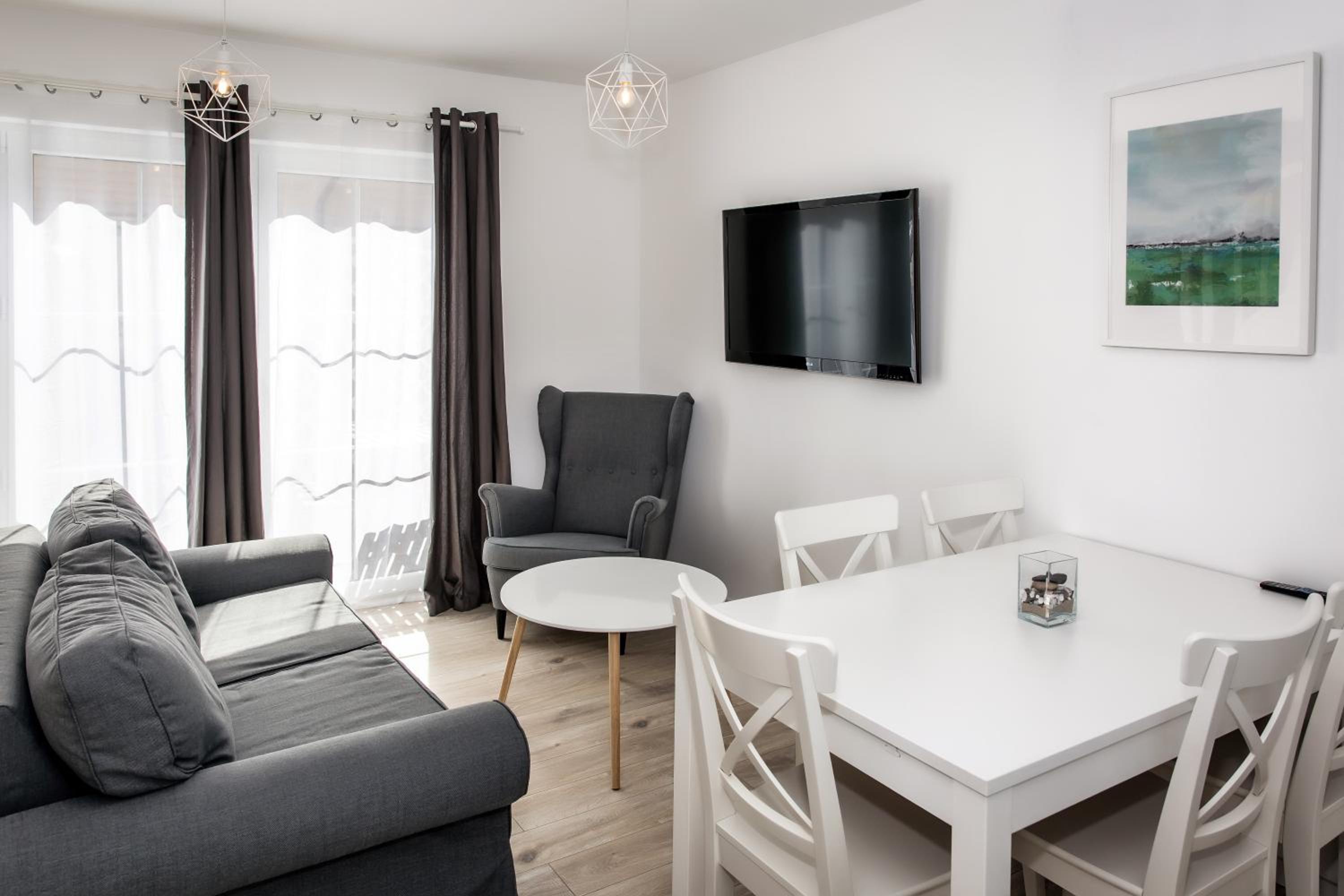 Apartment photo 1