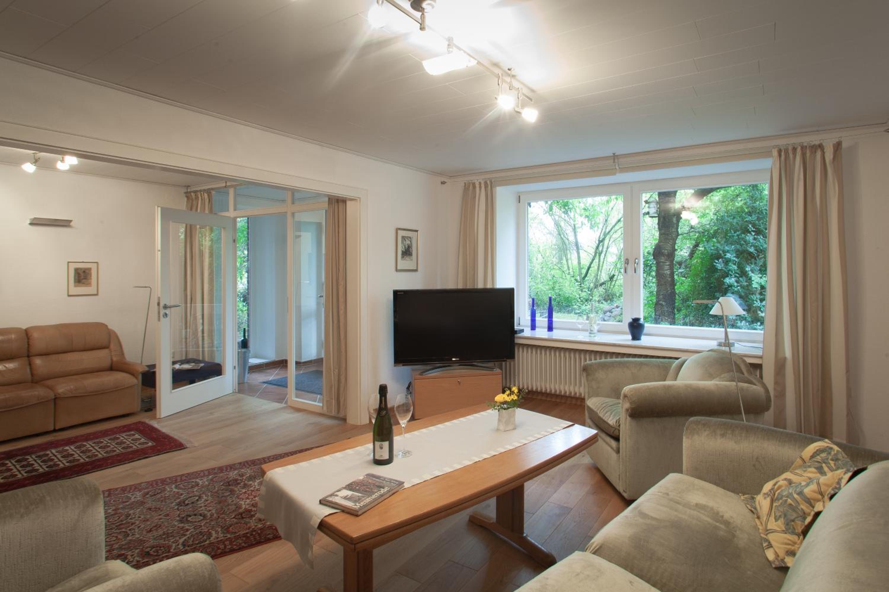 Apartment with Terrace photo 1