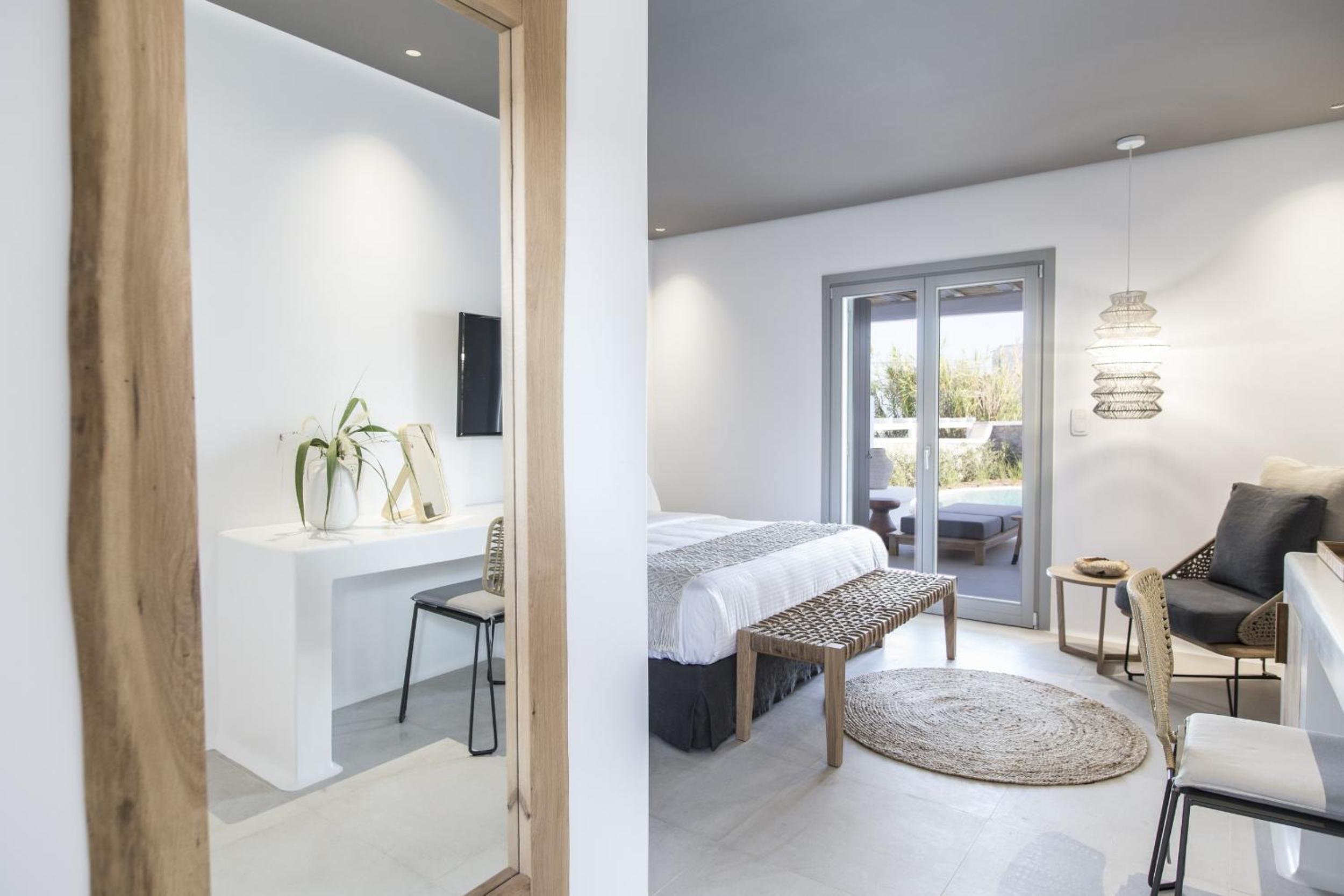 Honeymoon suite with private pool