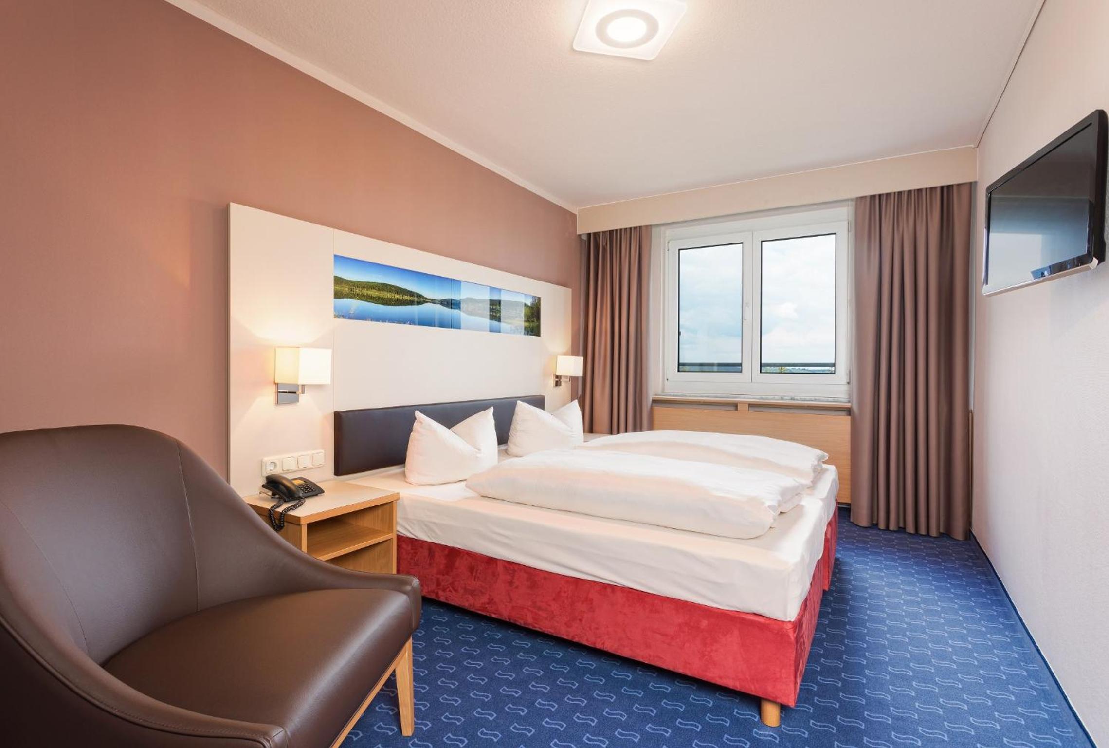Relax Triple Room photo 3