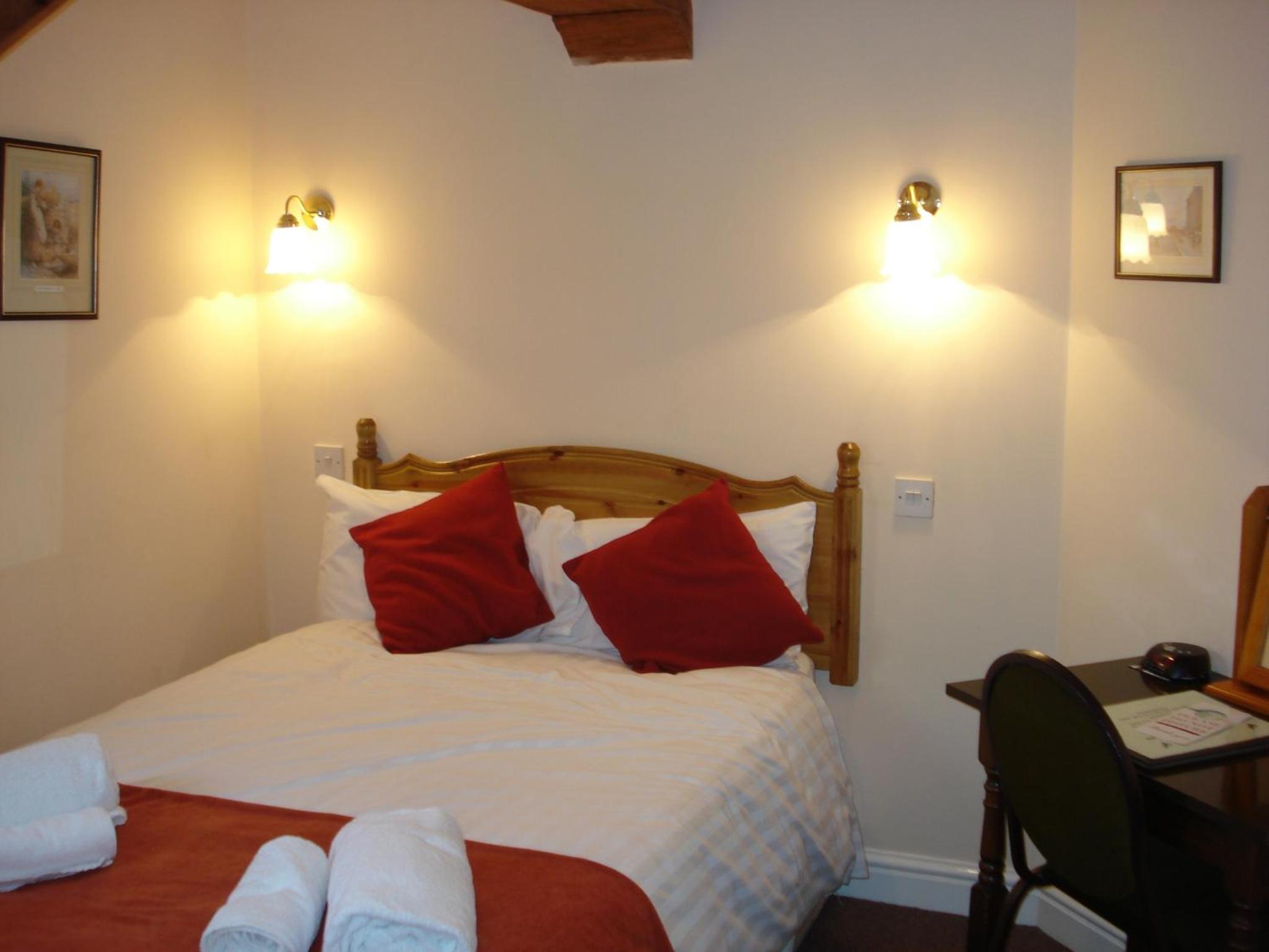 Family Room - Photo 5