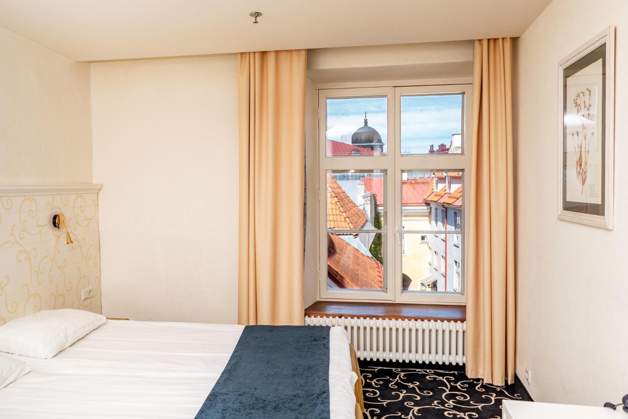 Standard Double or Twin Room with Free Parking - Photo 1