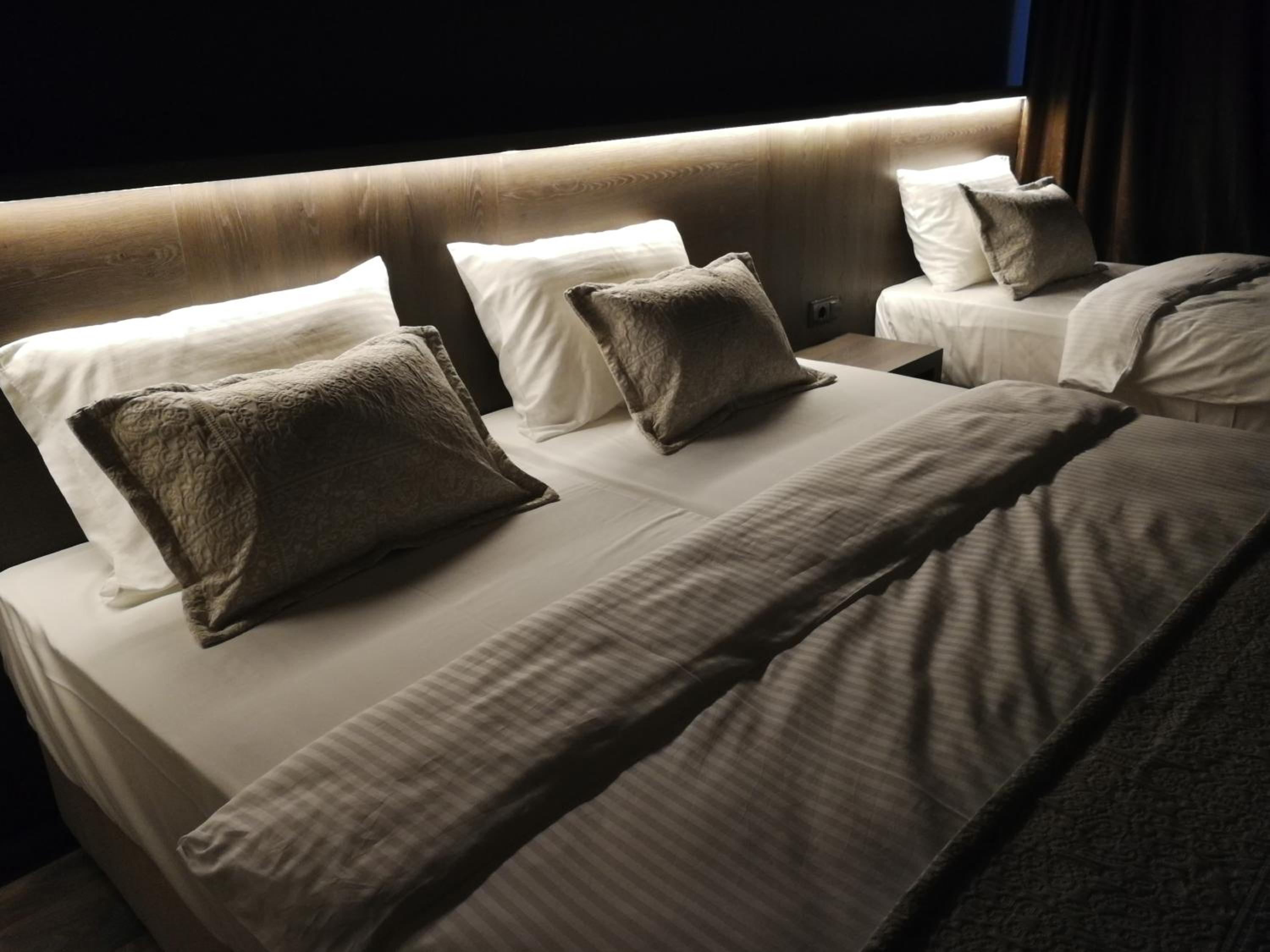 Superior Triple Room - Photo 13