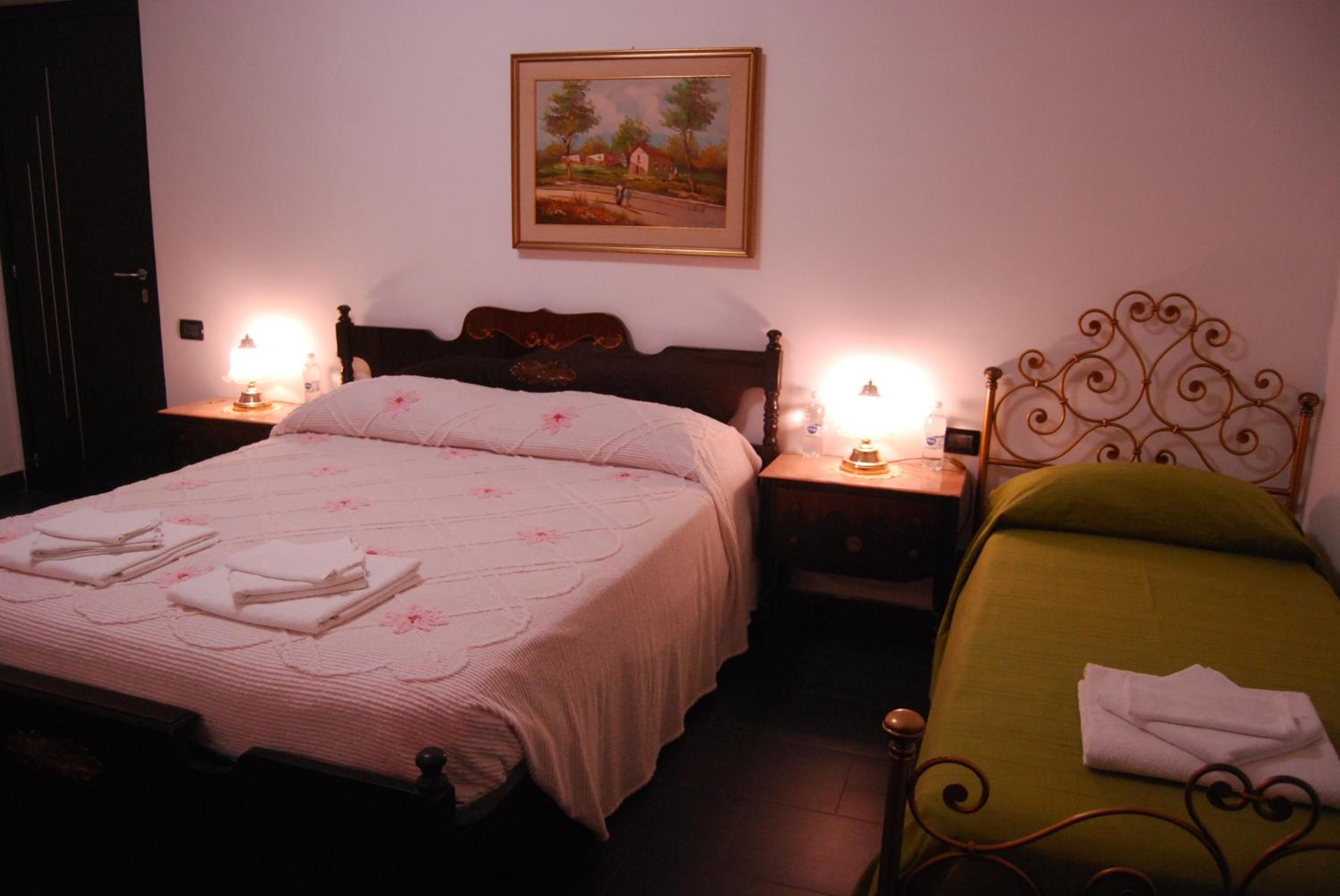 Triple Room with Private External Bathroom