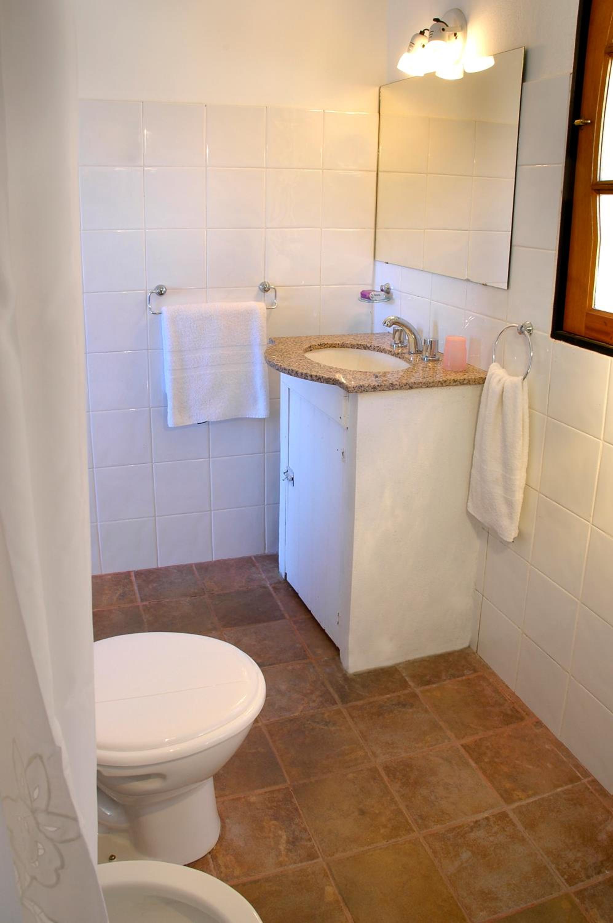 Bungalow (2 Adults) photo 2