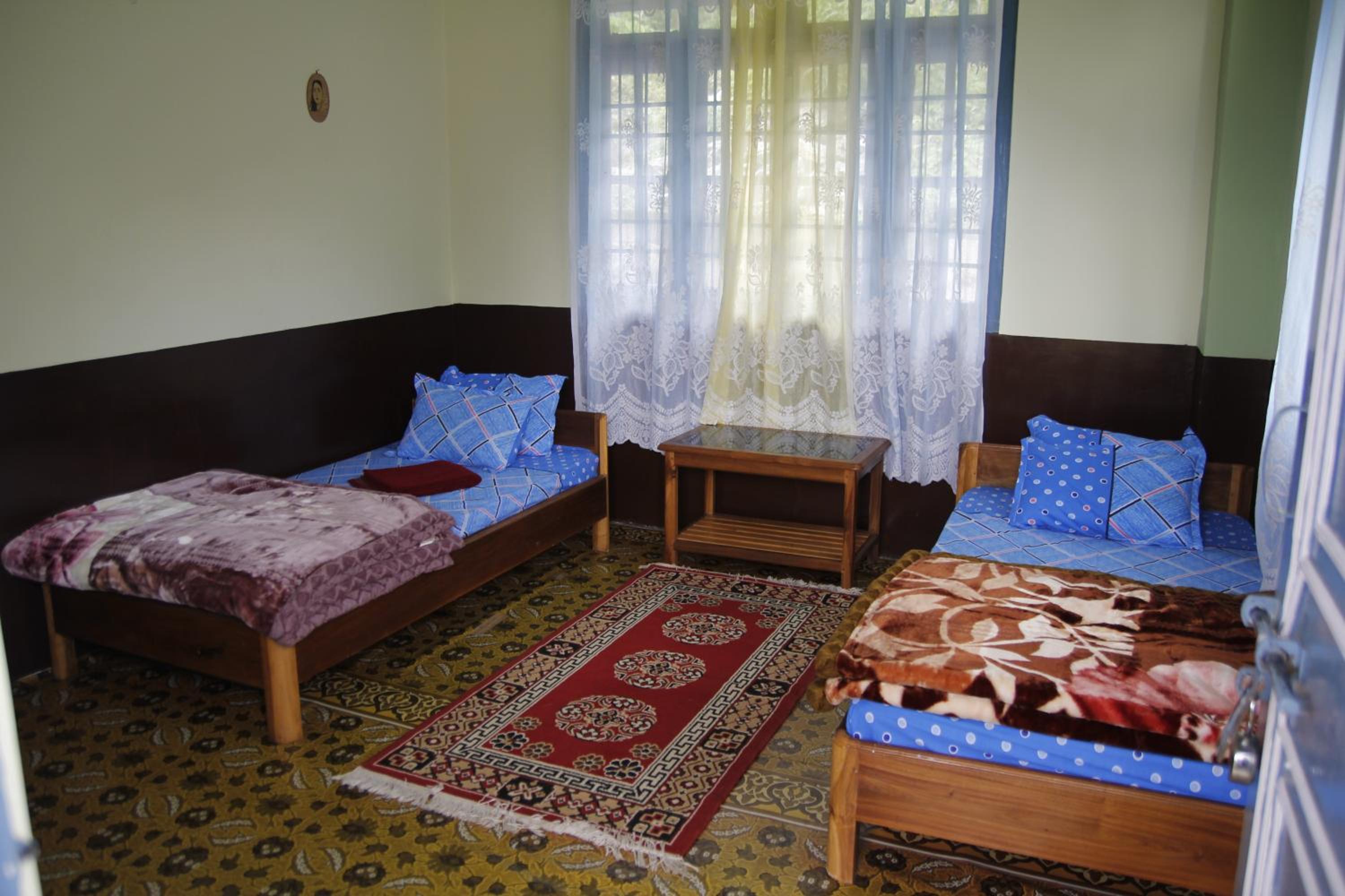 Double Room With Shared Bathroom photo 2
