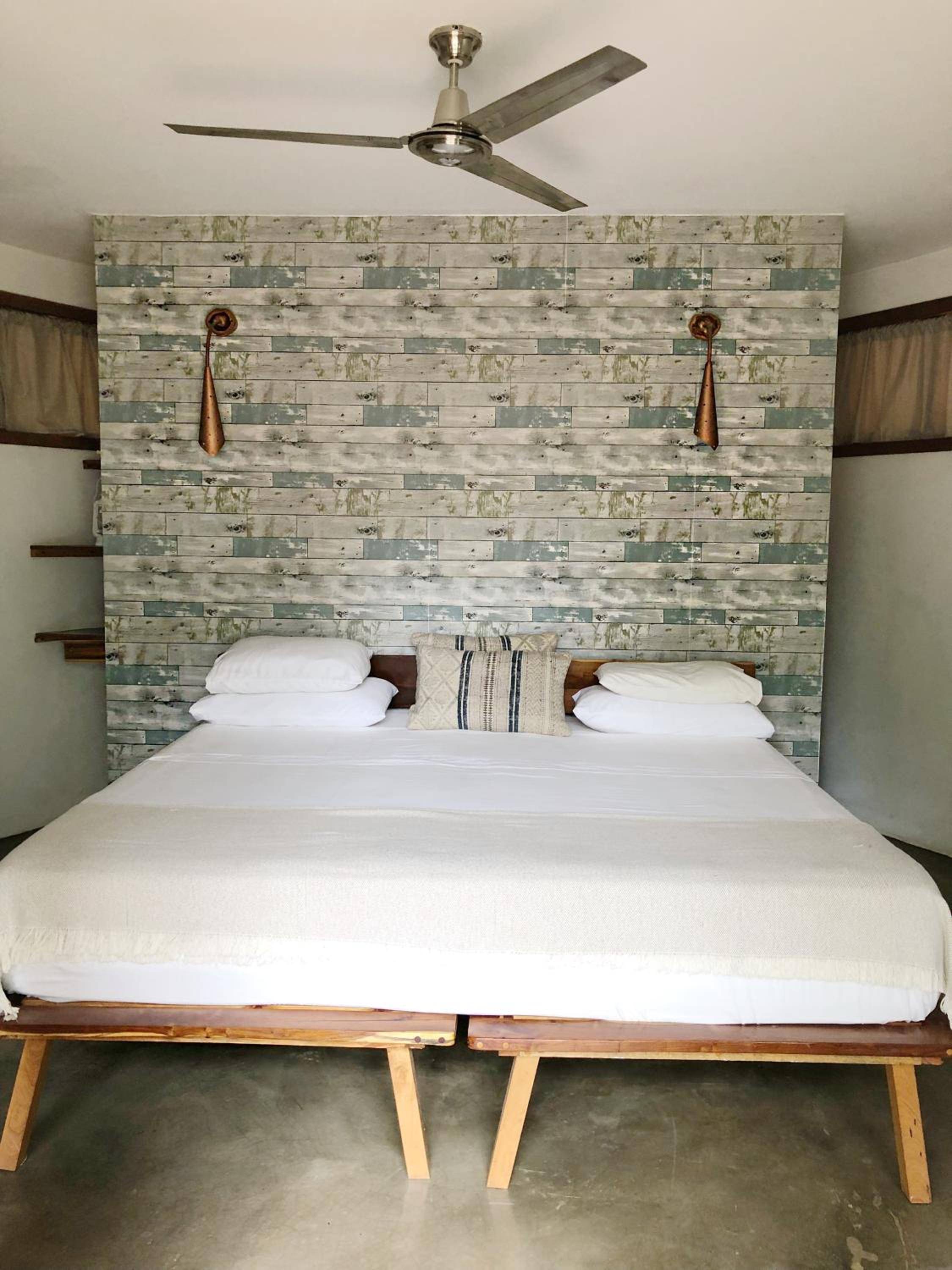 Budget Double Room photo 2