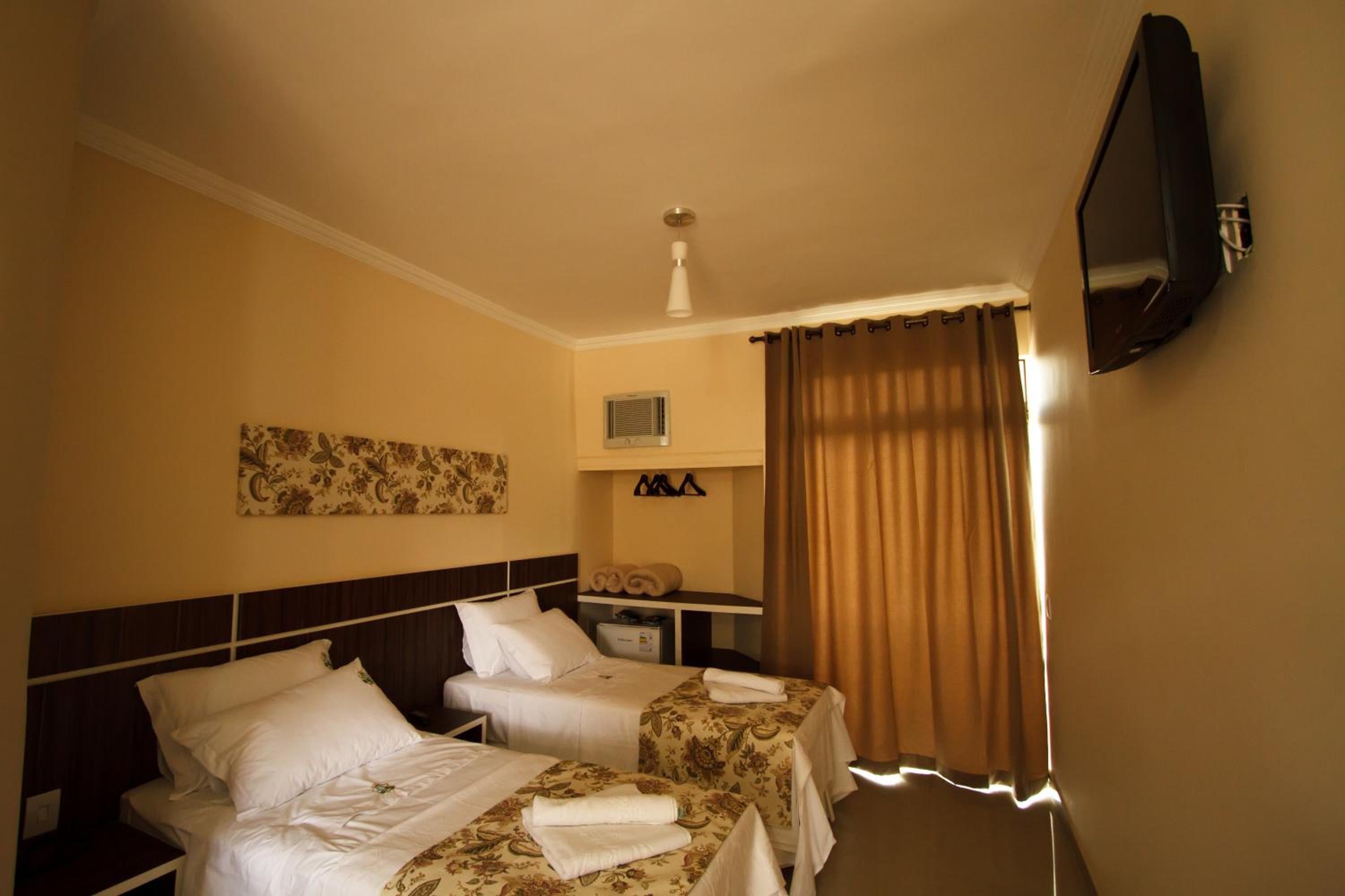 Luxury Quadruple Suite