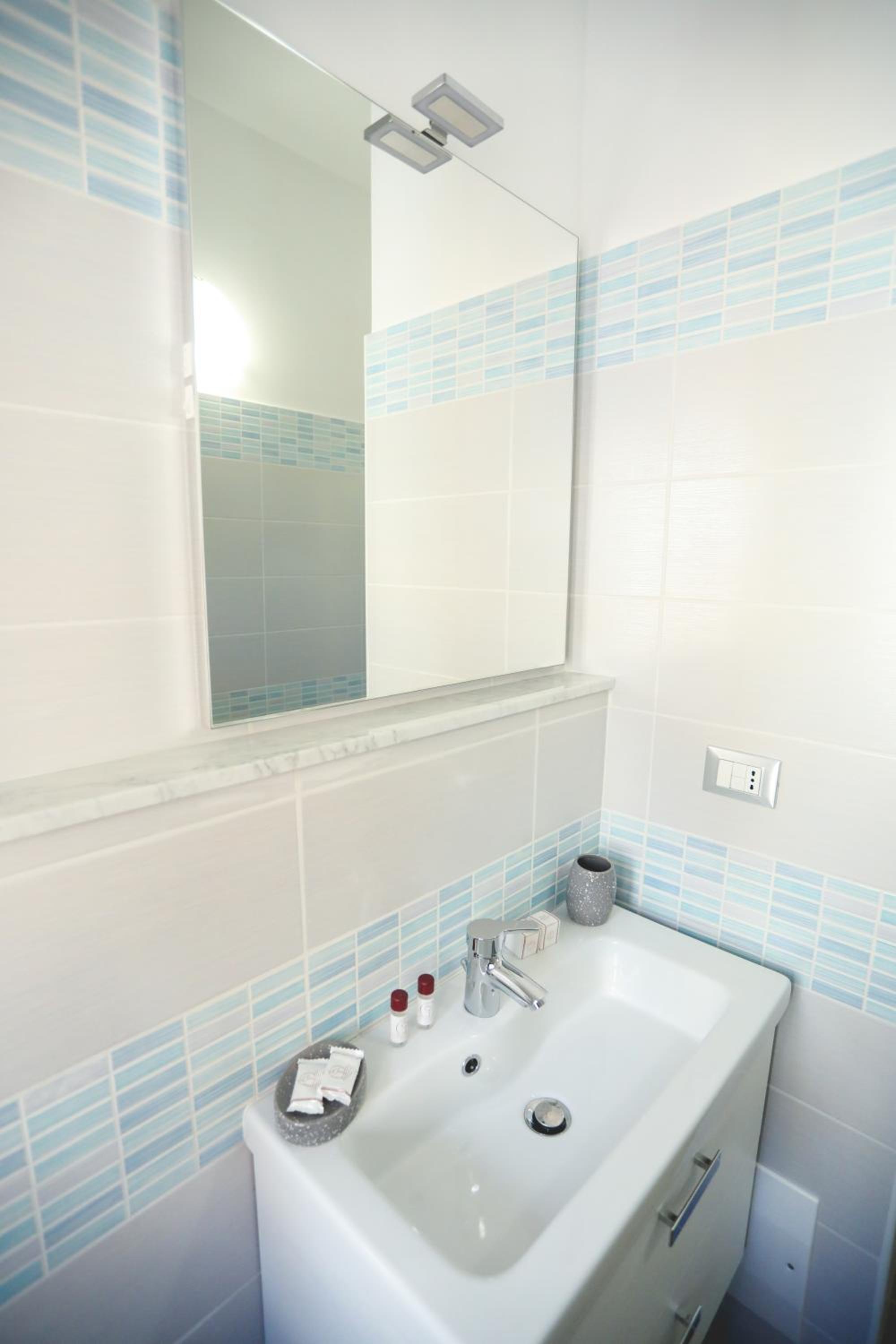 Double Room With Spa Bath photo 2