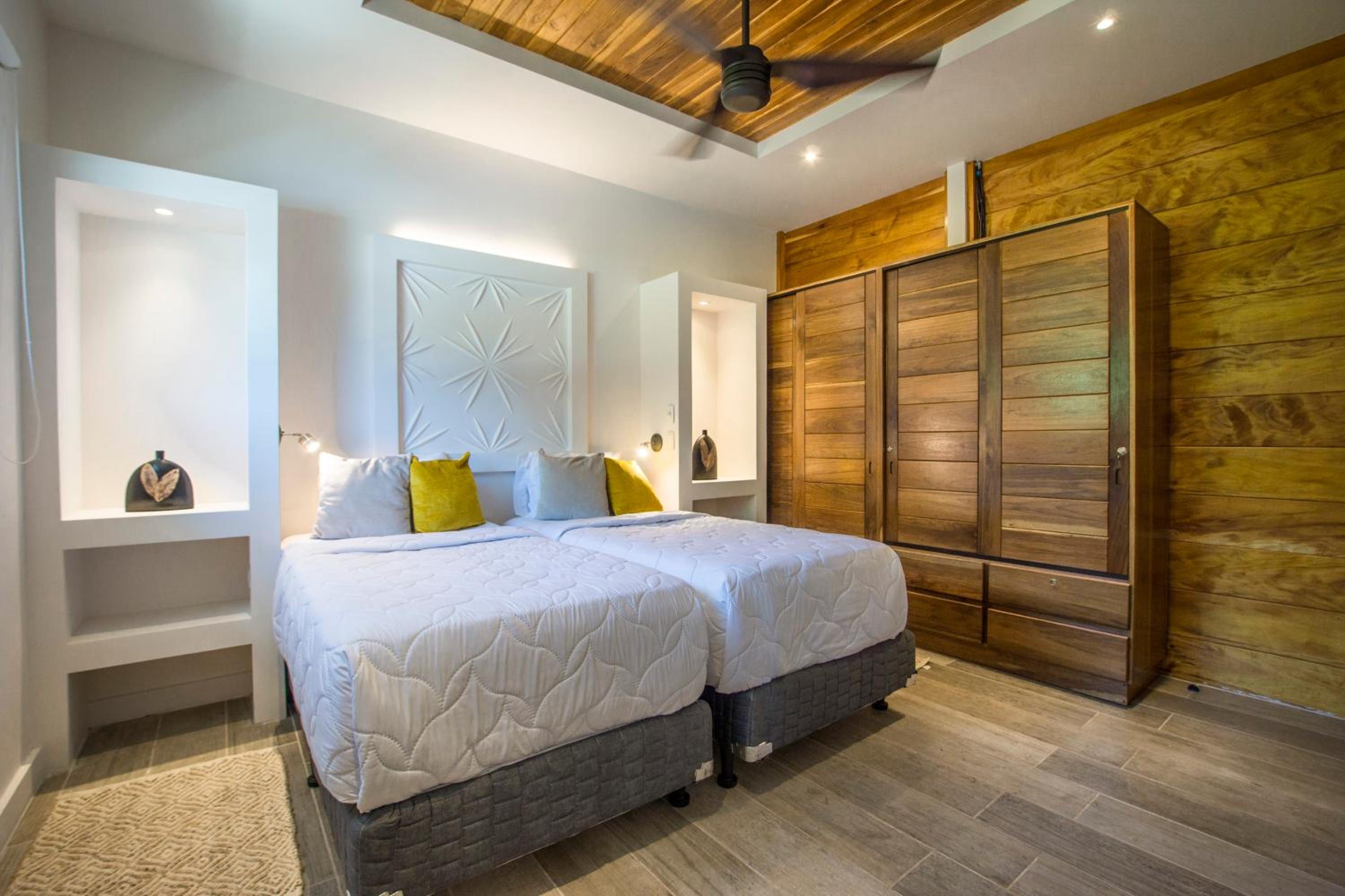 Deluxe Apartment - Adults Only