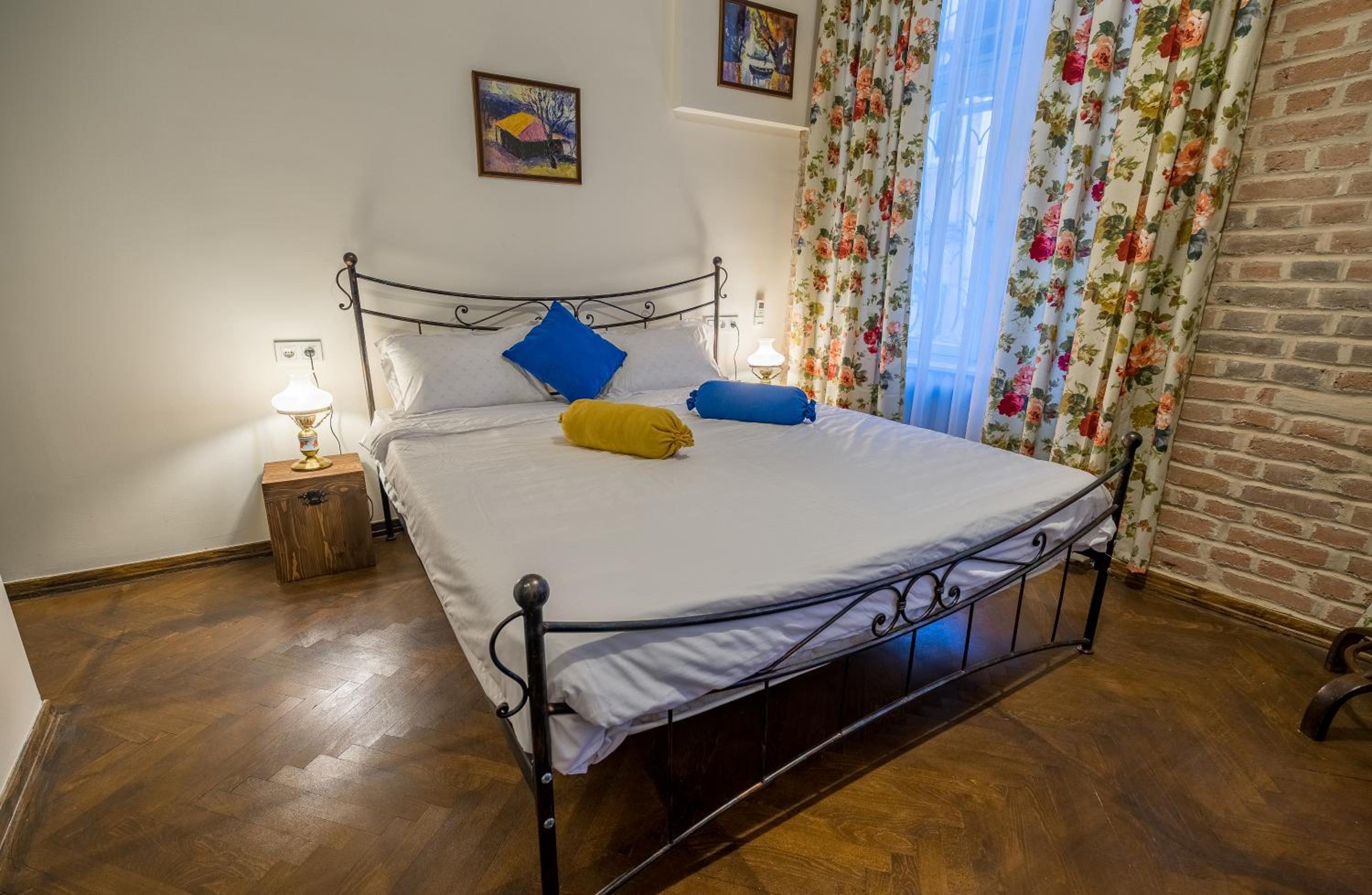 Standard Double Room - Photo 2