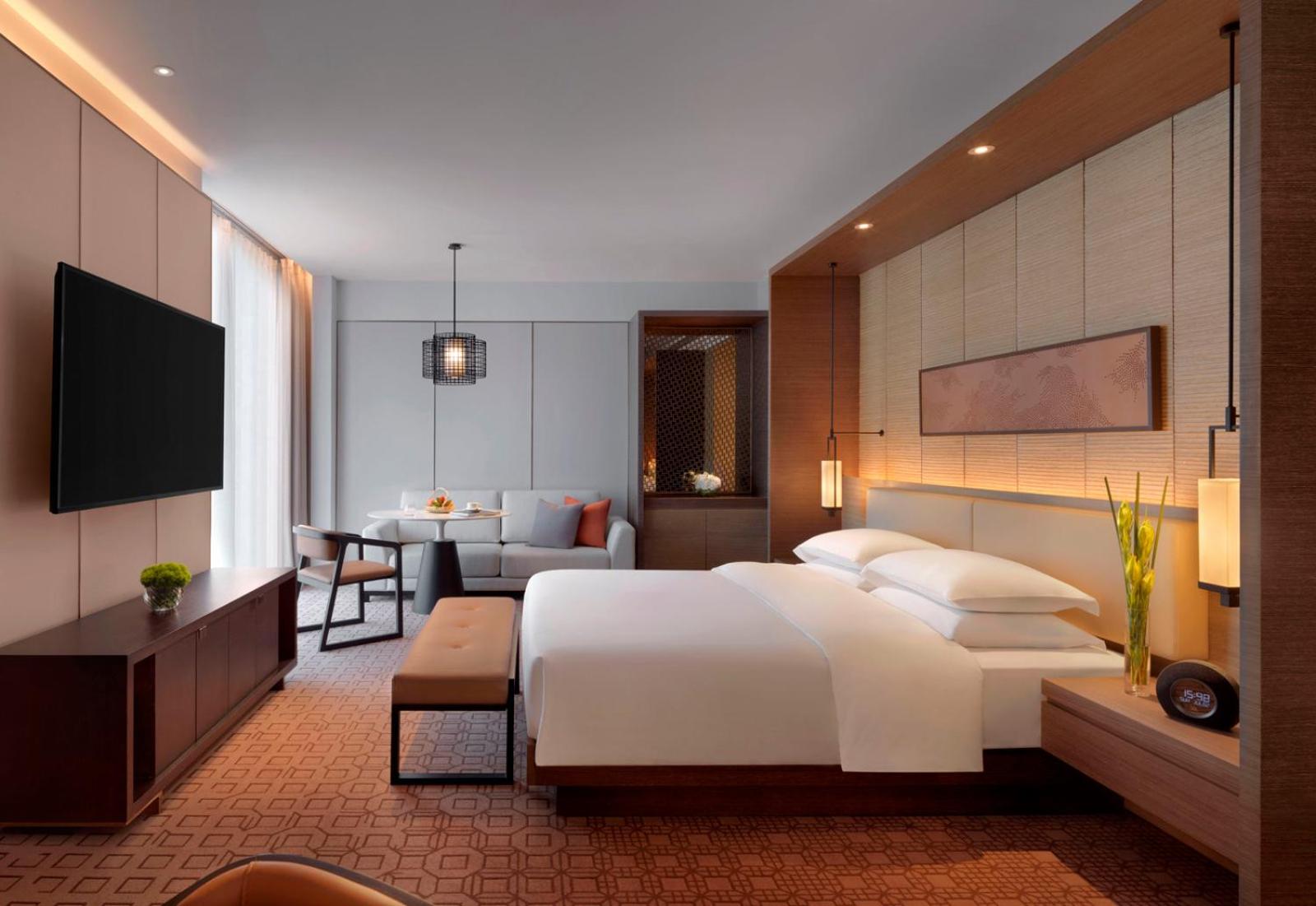 Deluxe King Room - Club Access