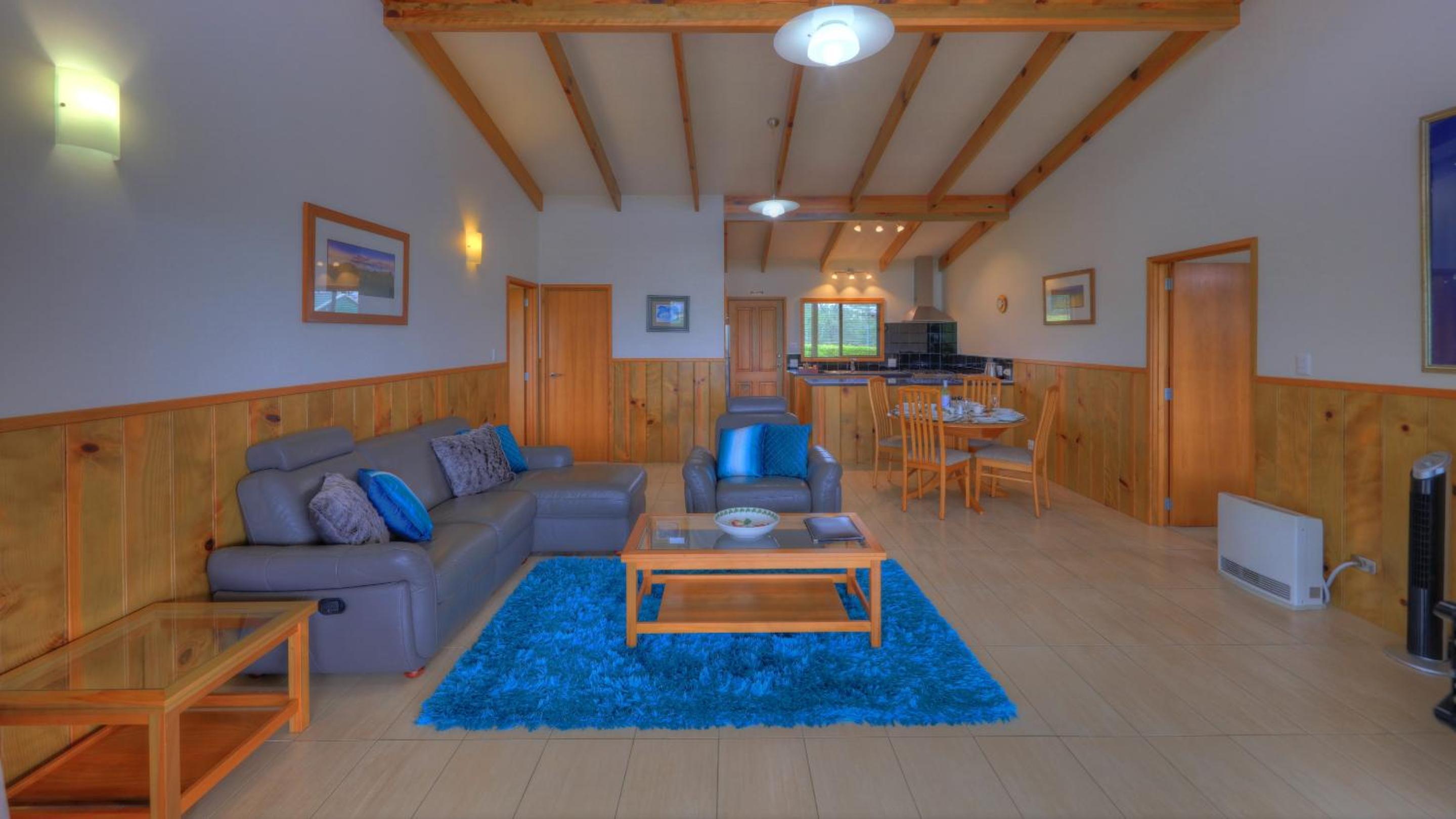 Two-Bedroom Cottage photo 2