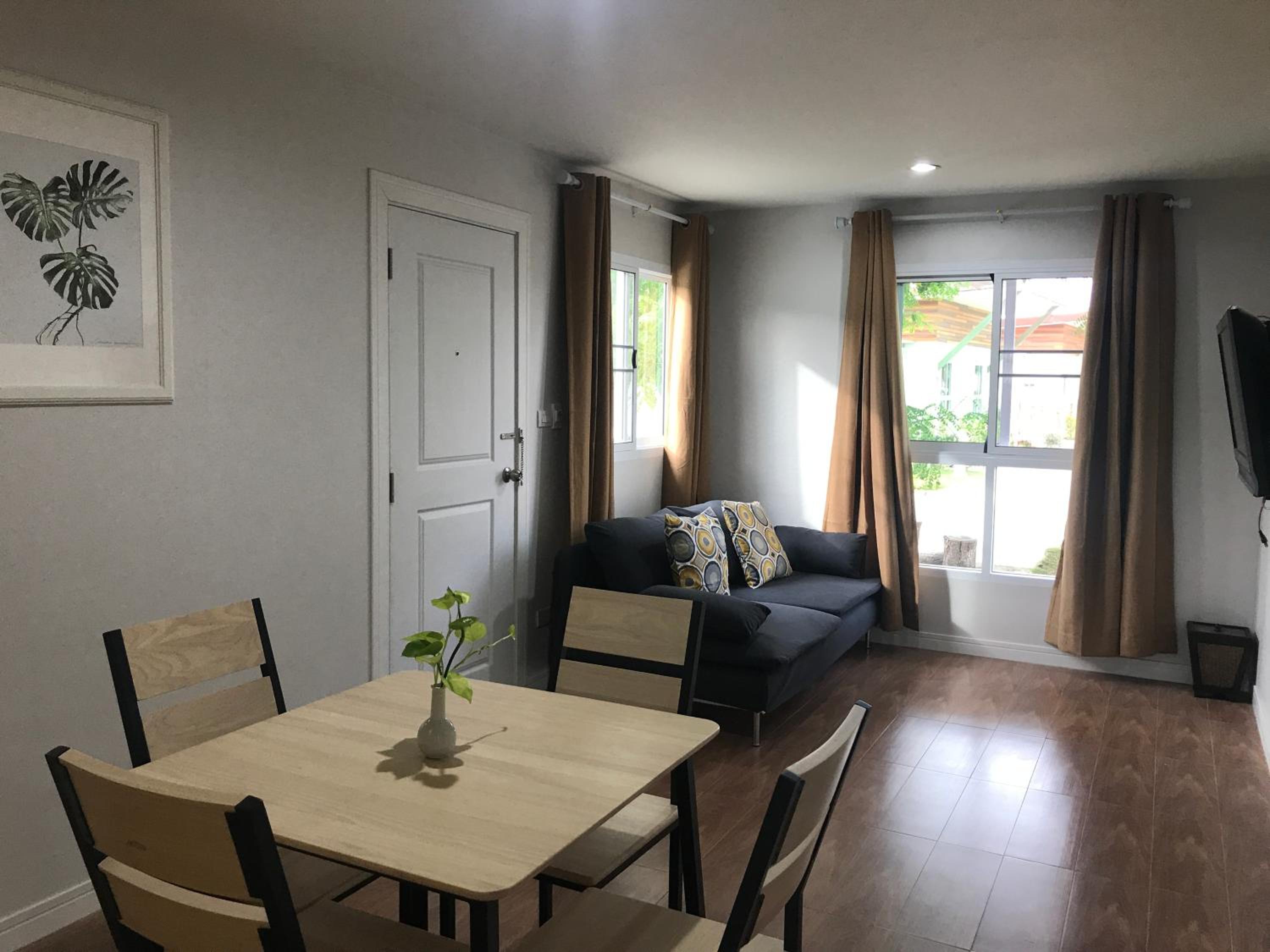 Executive Suite photo 2