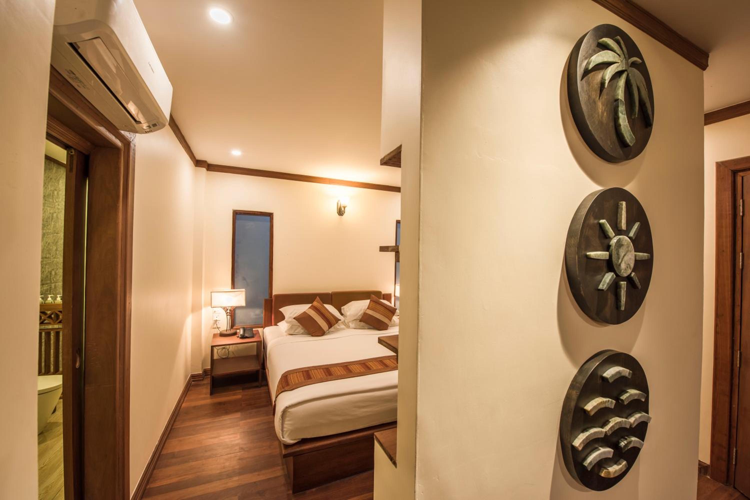 Deluxe Double Or Twin Room With Road View photo 3