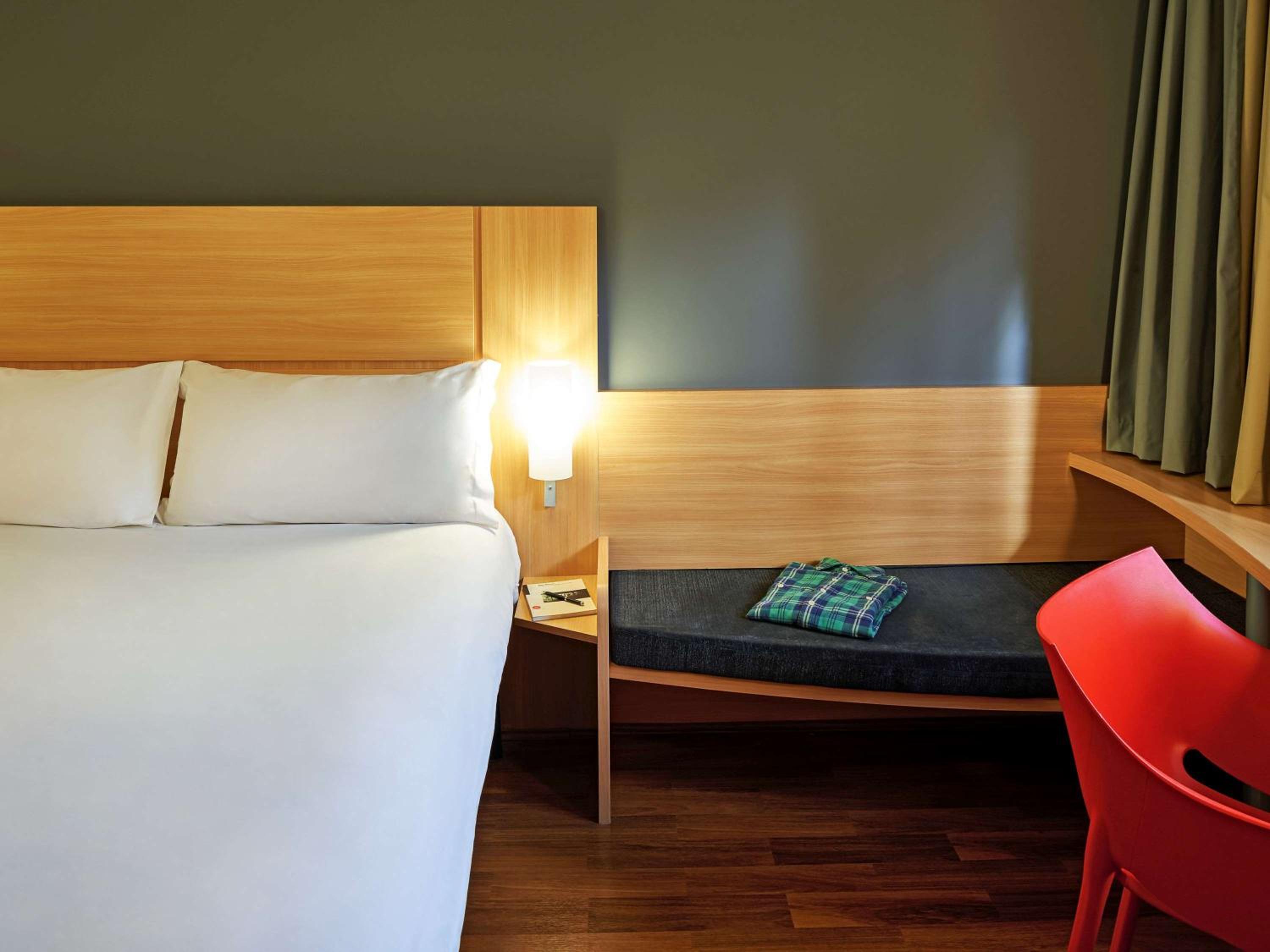 Standard Double Room photo 3