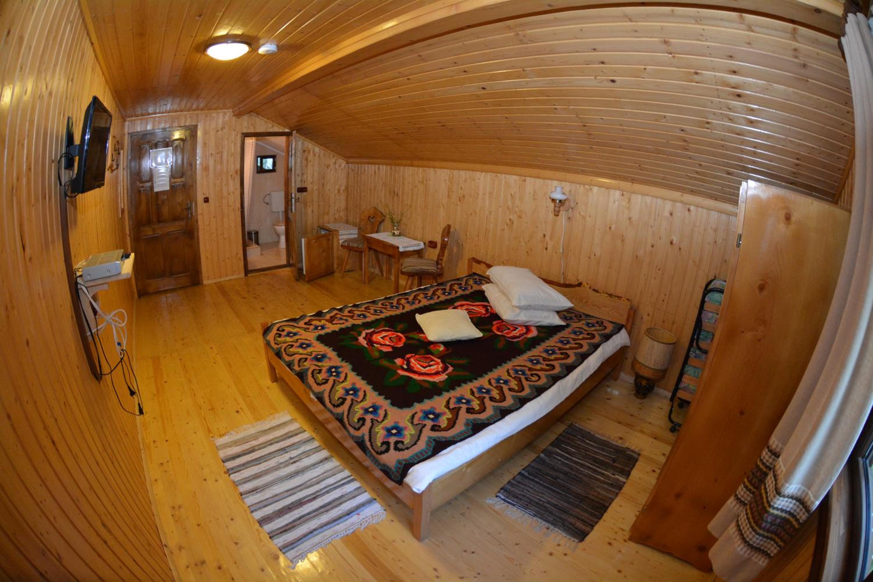 Double Room with Private Bathroom photo 2