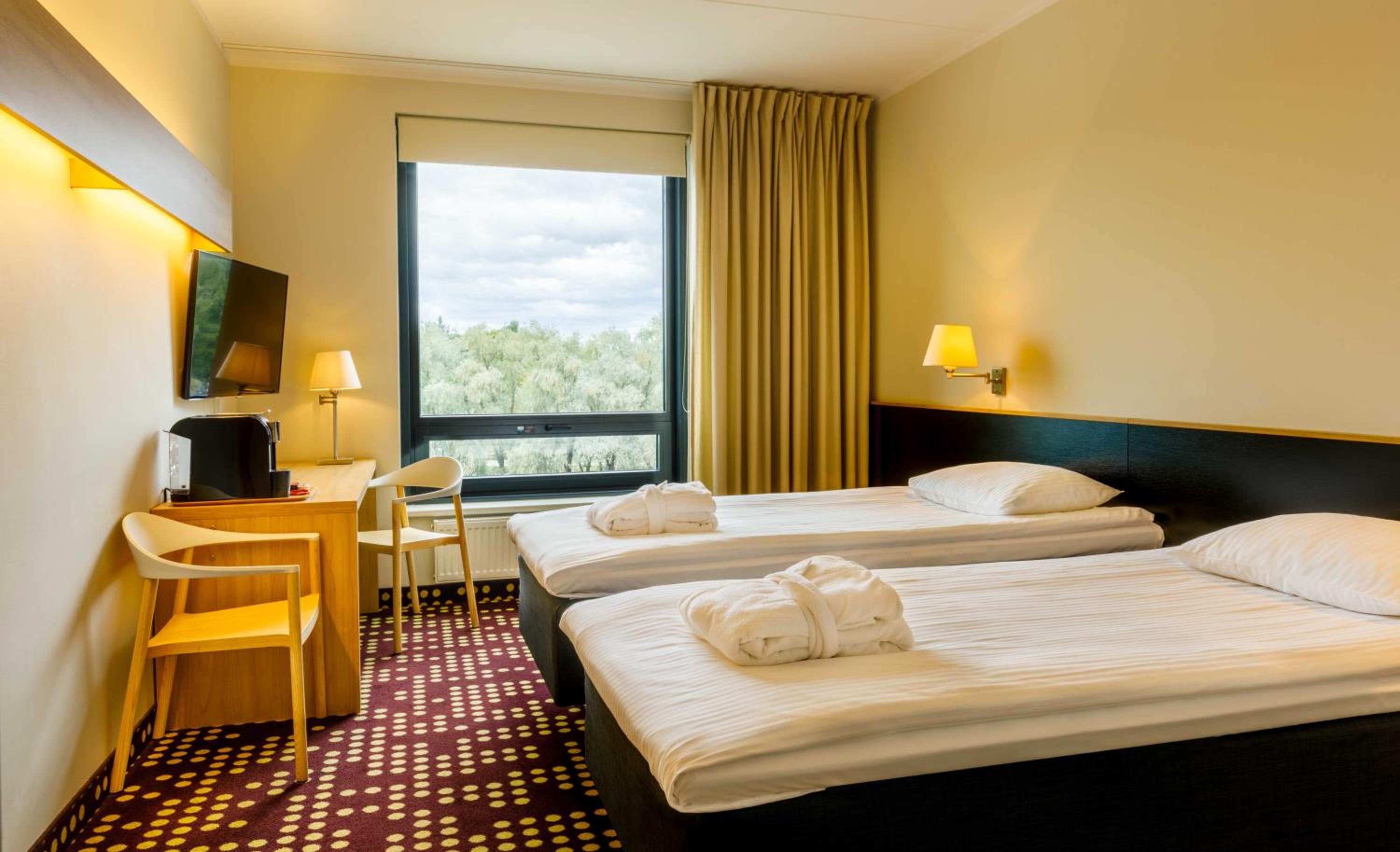 Superior Twin Room - Photo 3