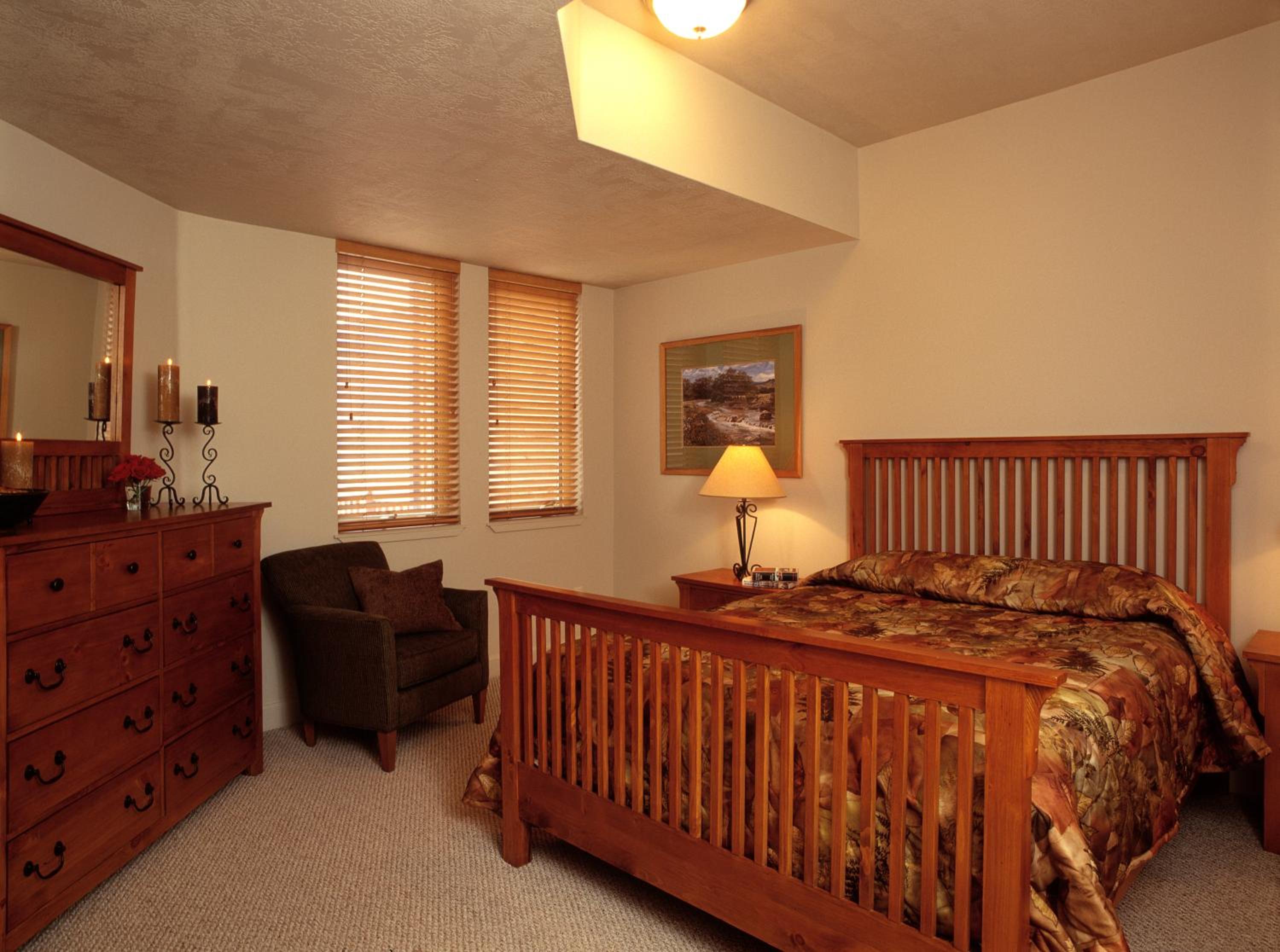 2 Bedroom Condominium with Loft #303E photo 3