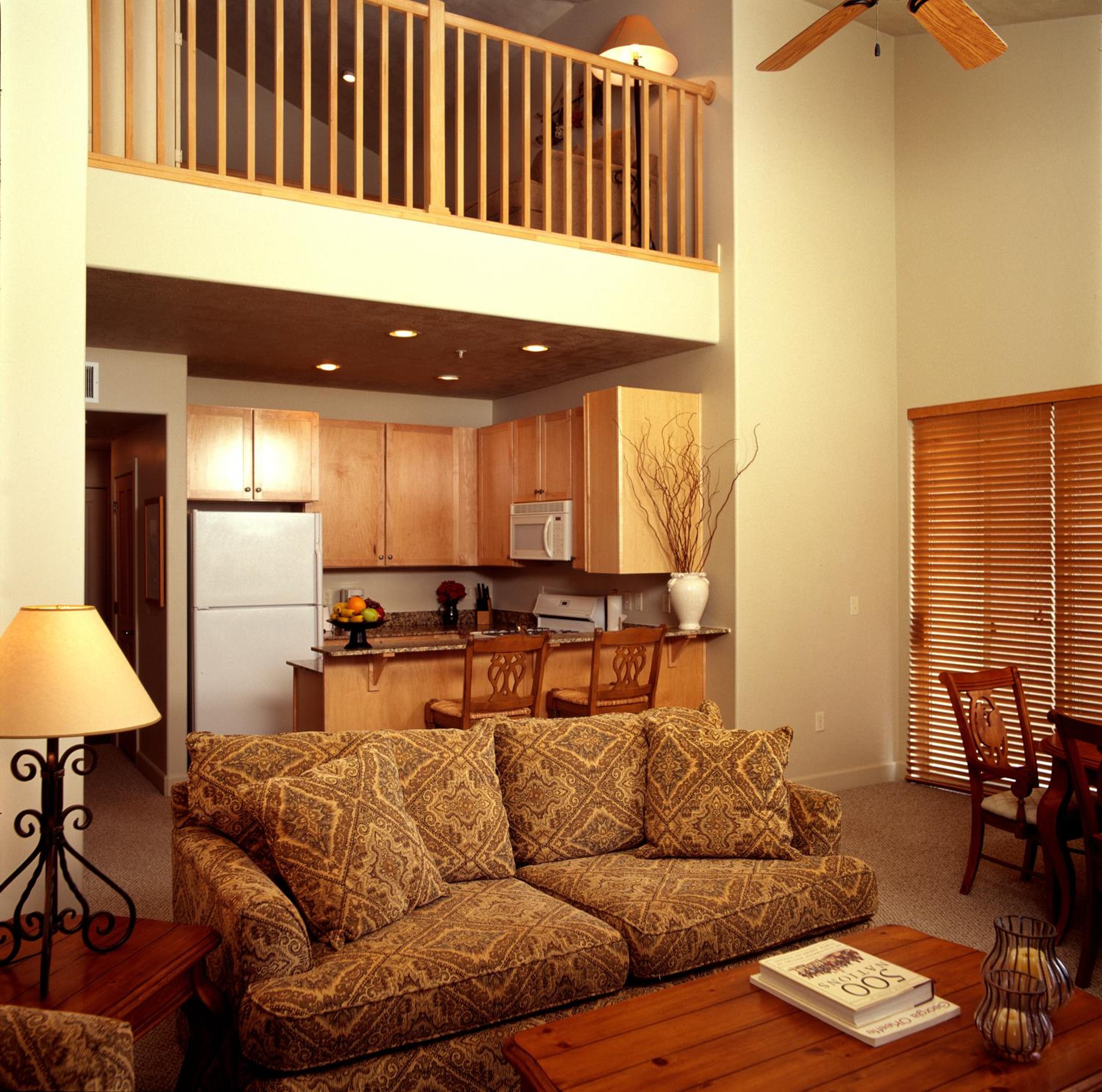 2 Bedroom Condominium with Loft #303E
