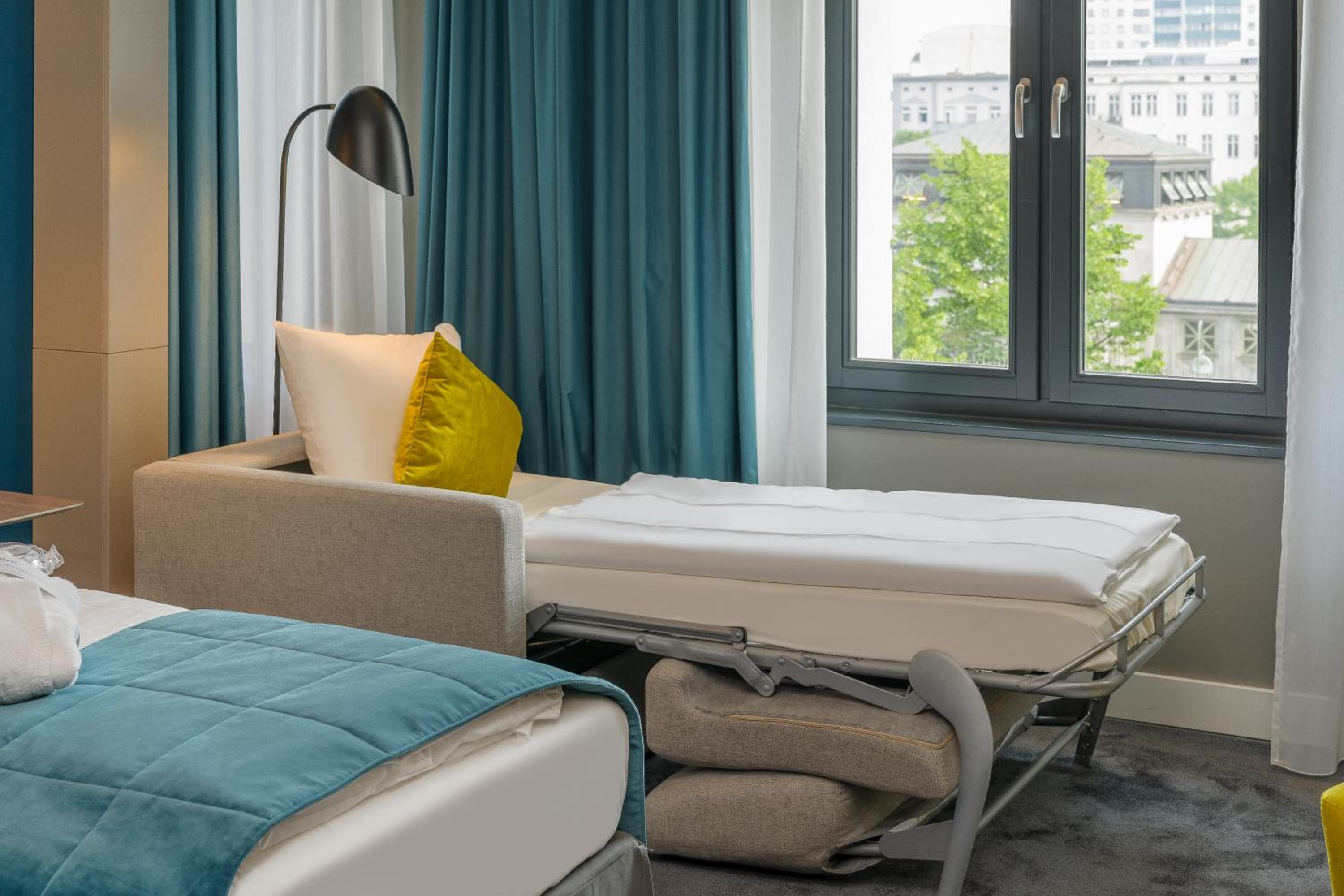 Superior Suite with 2 Single Beds and Sofa