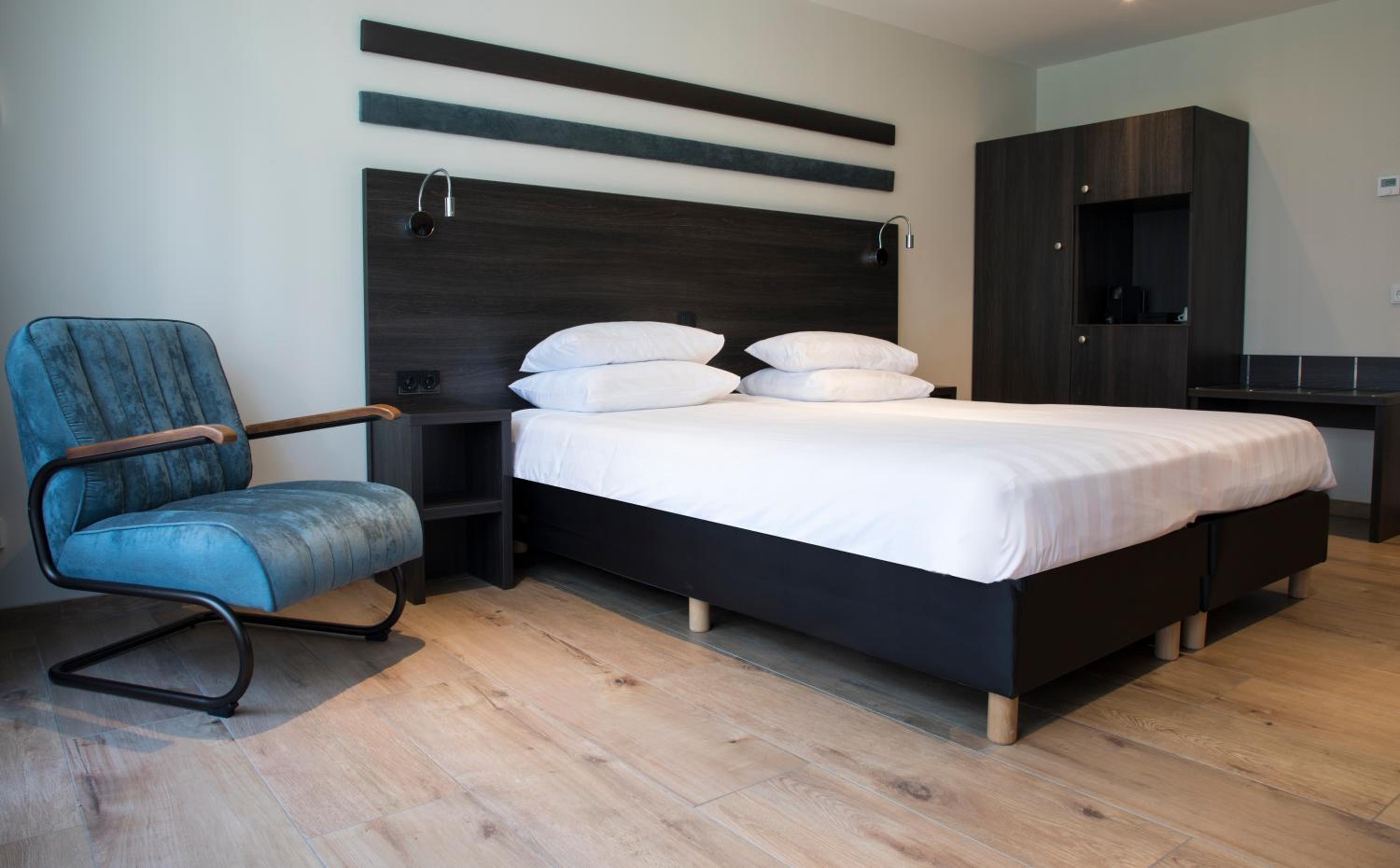 Economy Twin Room - Photo 1
