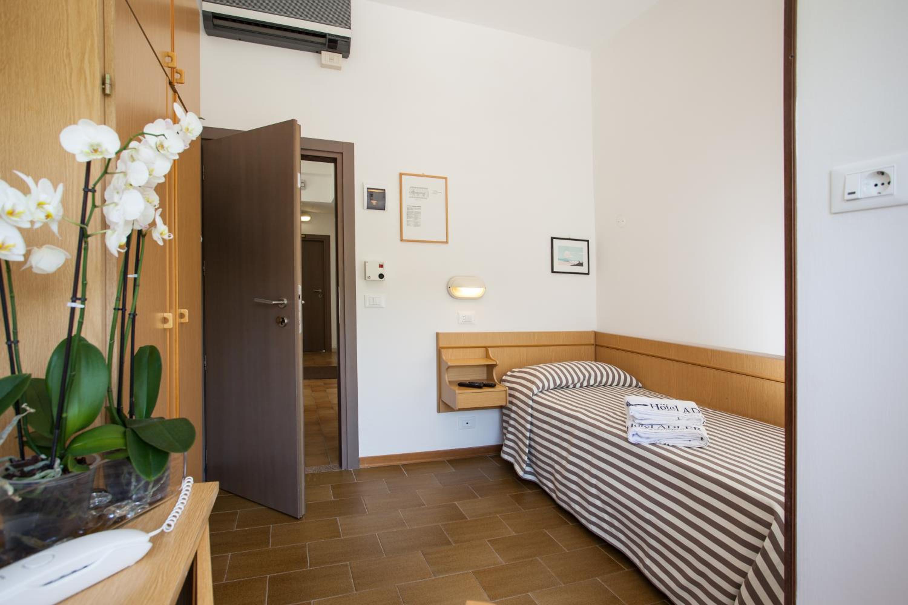 Single Room photo 1
