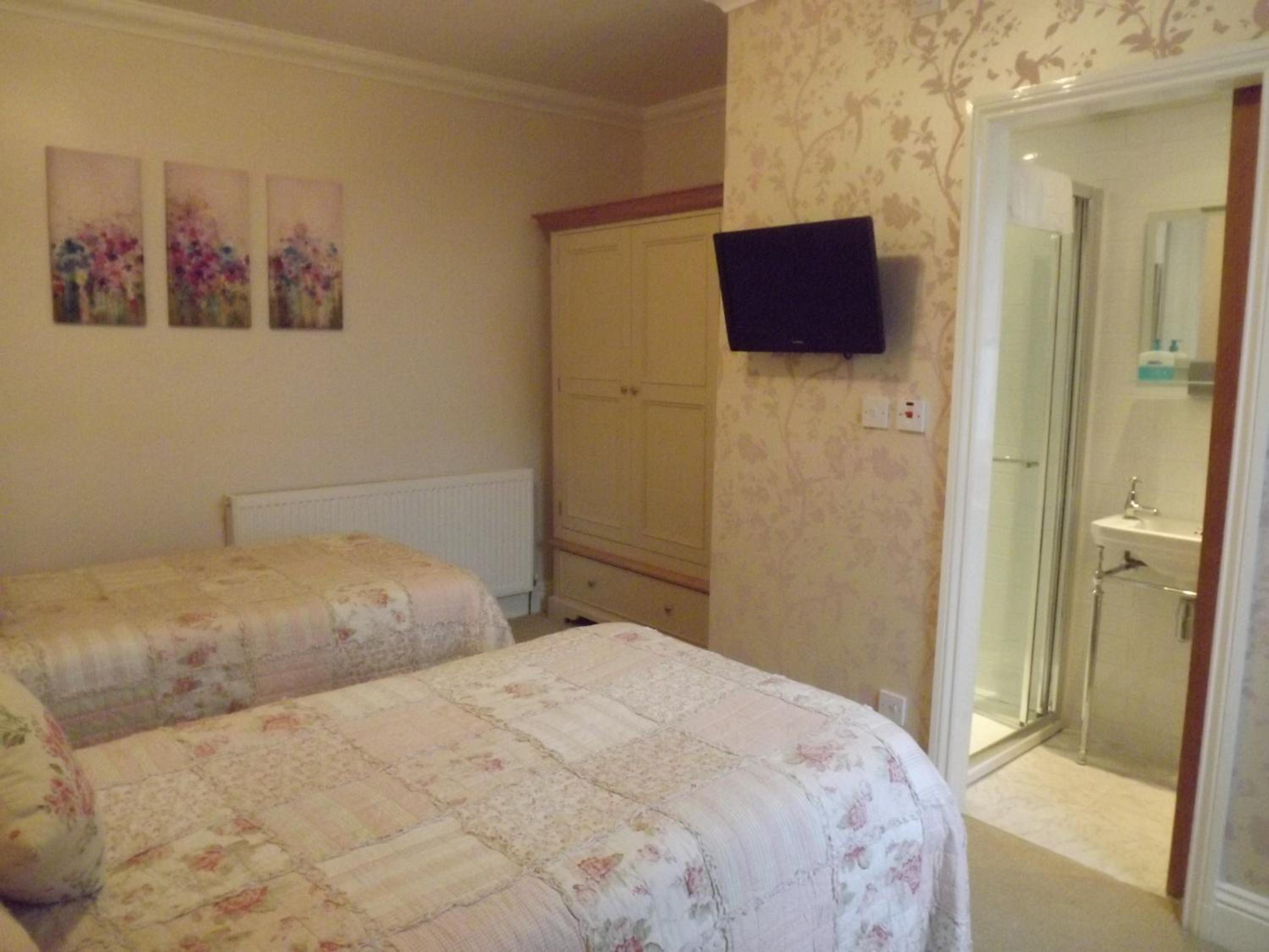 Luxury Double or Twin Room photo 2
