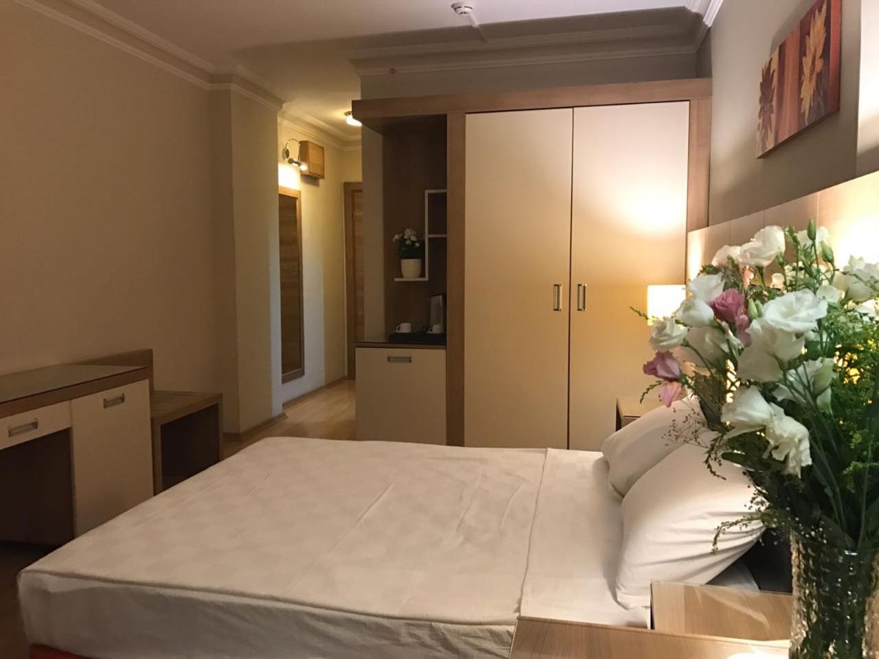 Superior Double or Twin Room - Photo 5