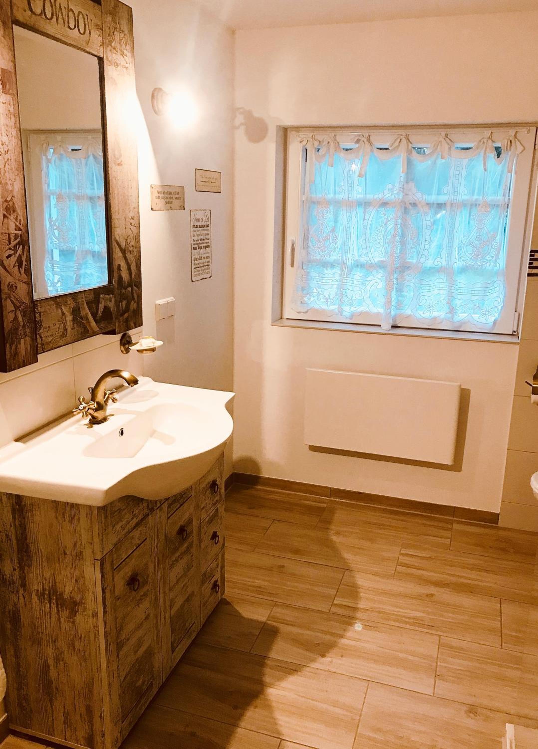 Two-Bedroom House - Photo 8
