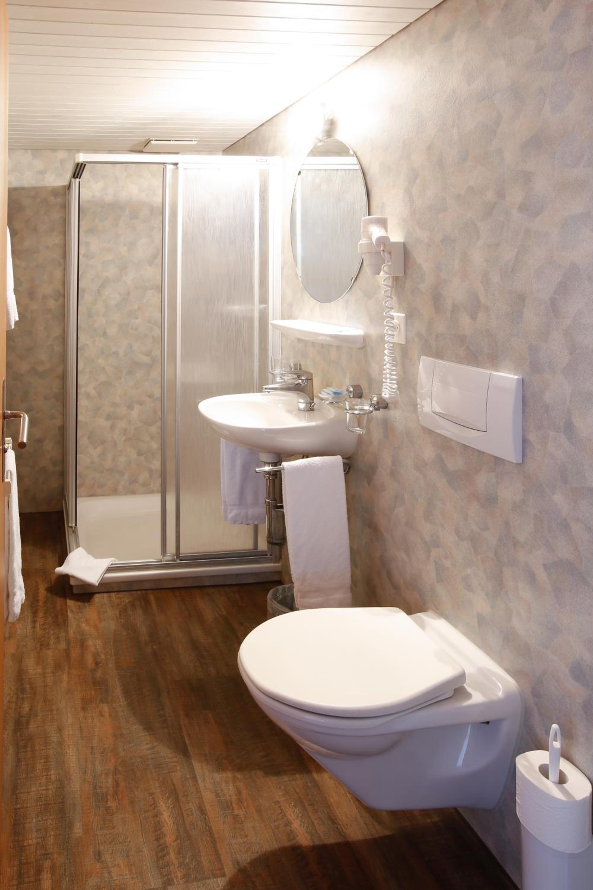 Double Room - Photo 4