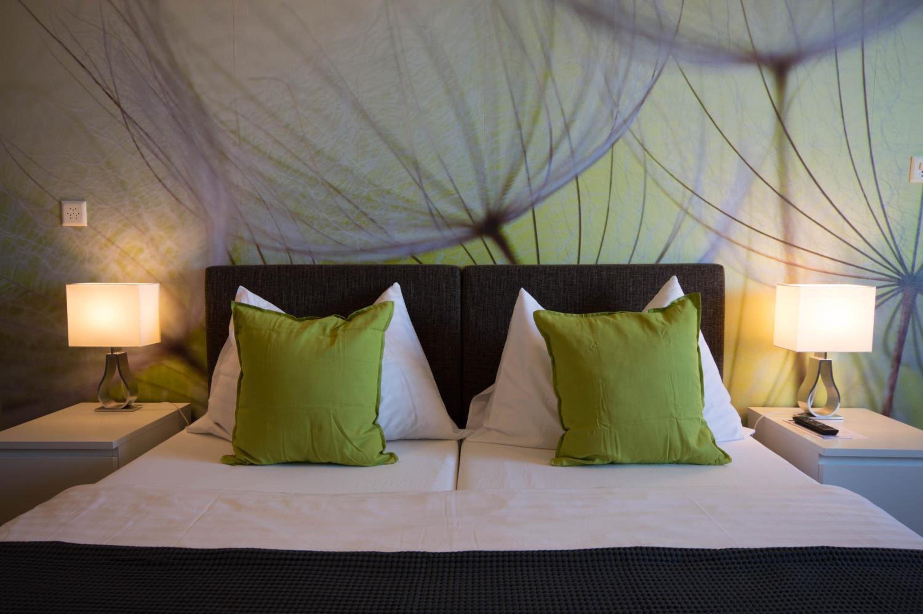 Double Room - Photo 5