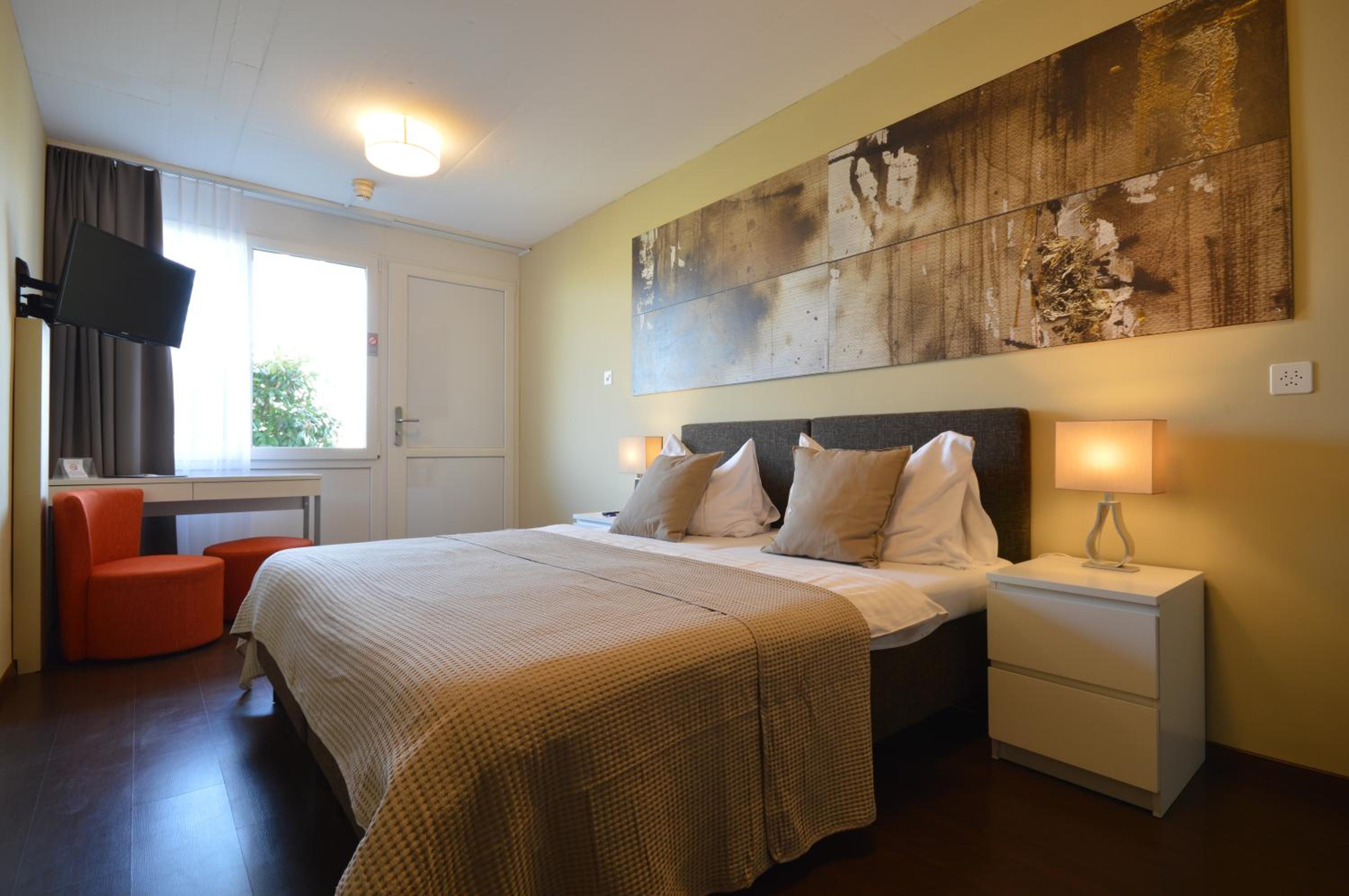 Double Room - Photo 3