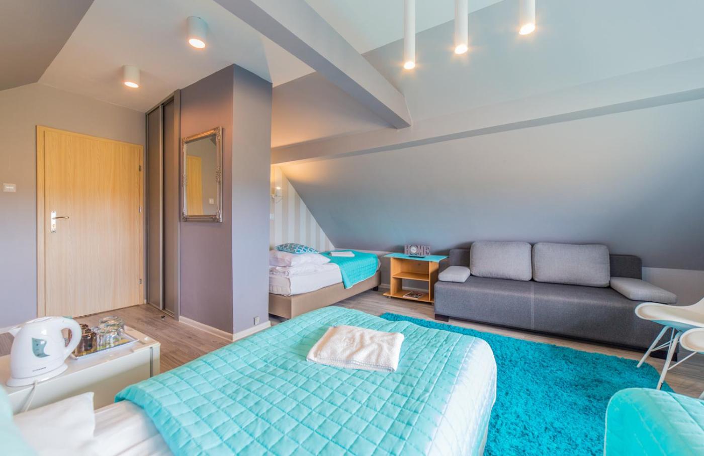 Quadruple Room with Bath photo 3