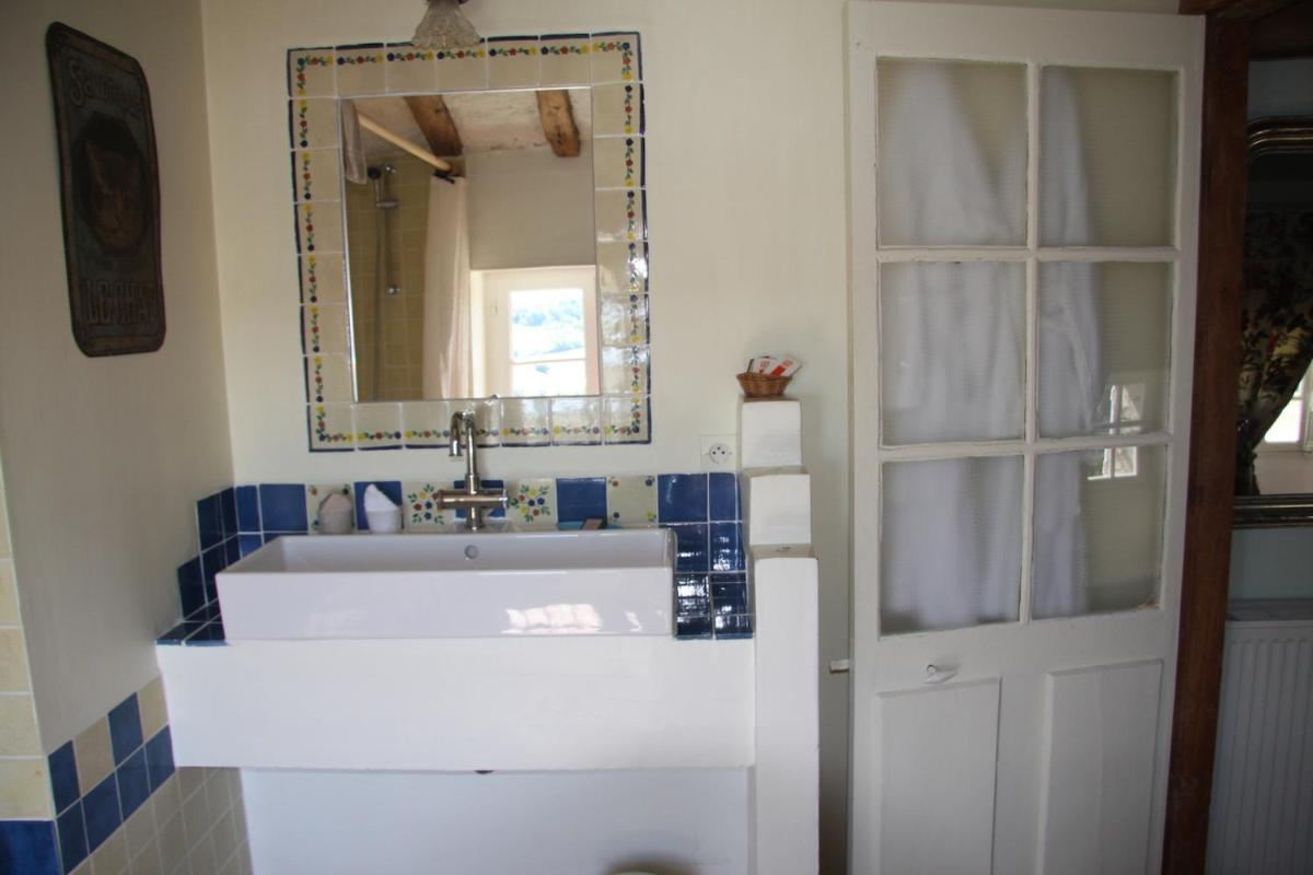 Superior Double or Twin Room with Garden View - Photo 4