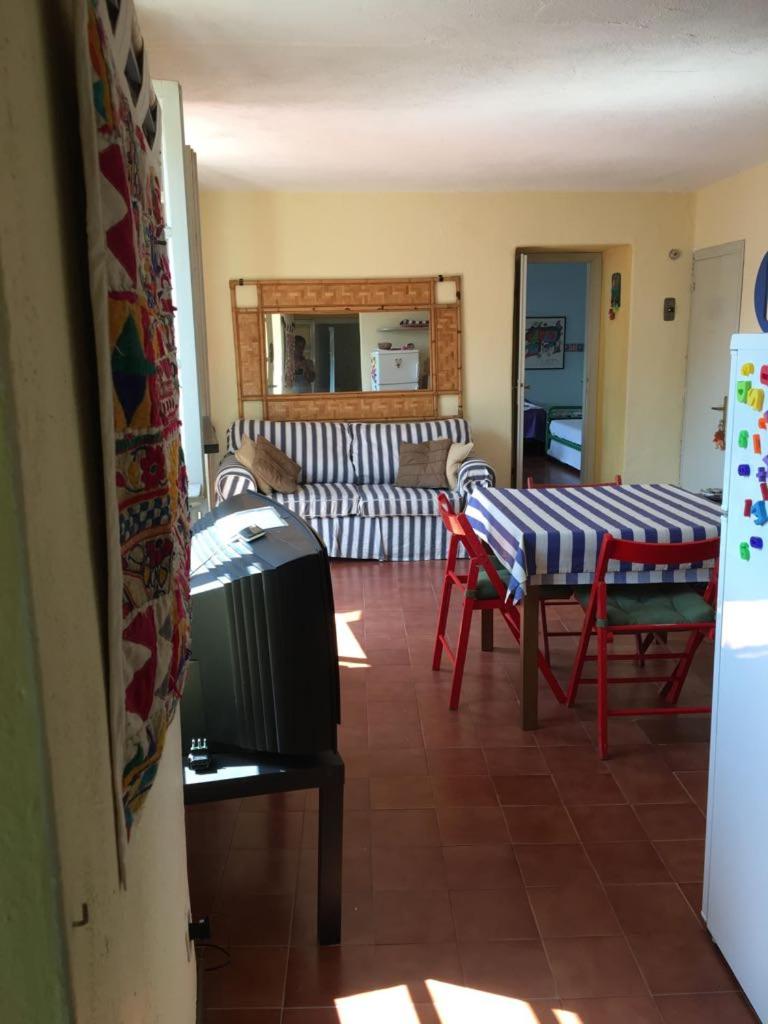 Two-Bedroom Apartment with Mountain View
