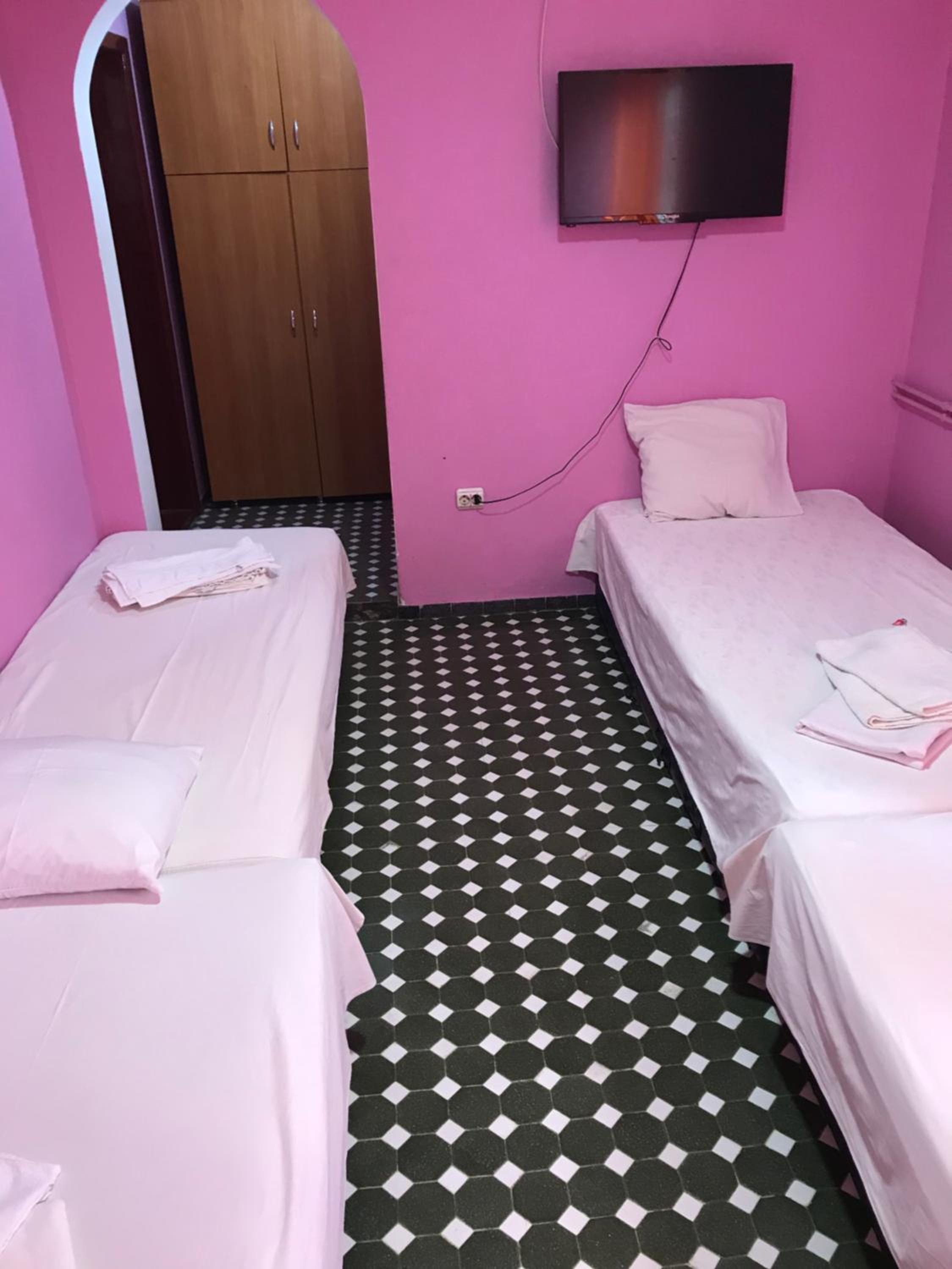 Quadruple Room With Private Bathroom