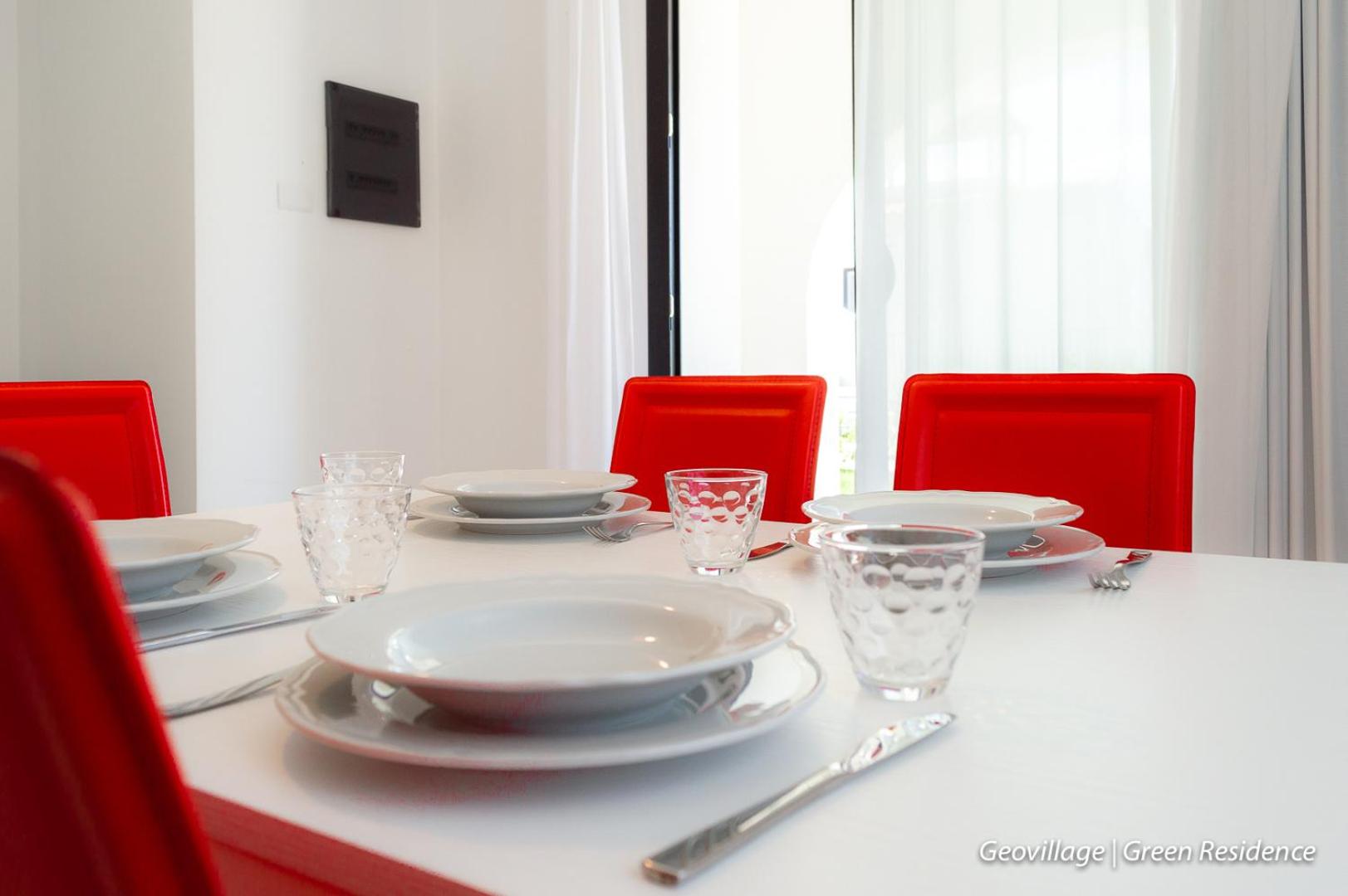 Two-Bedroom Apartment - Photo 8