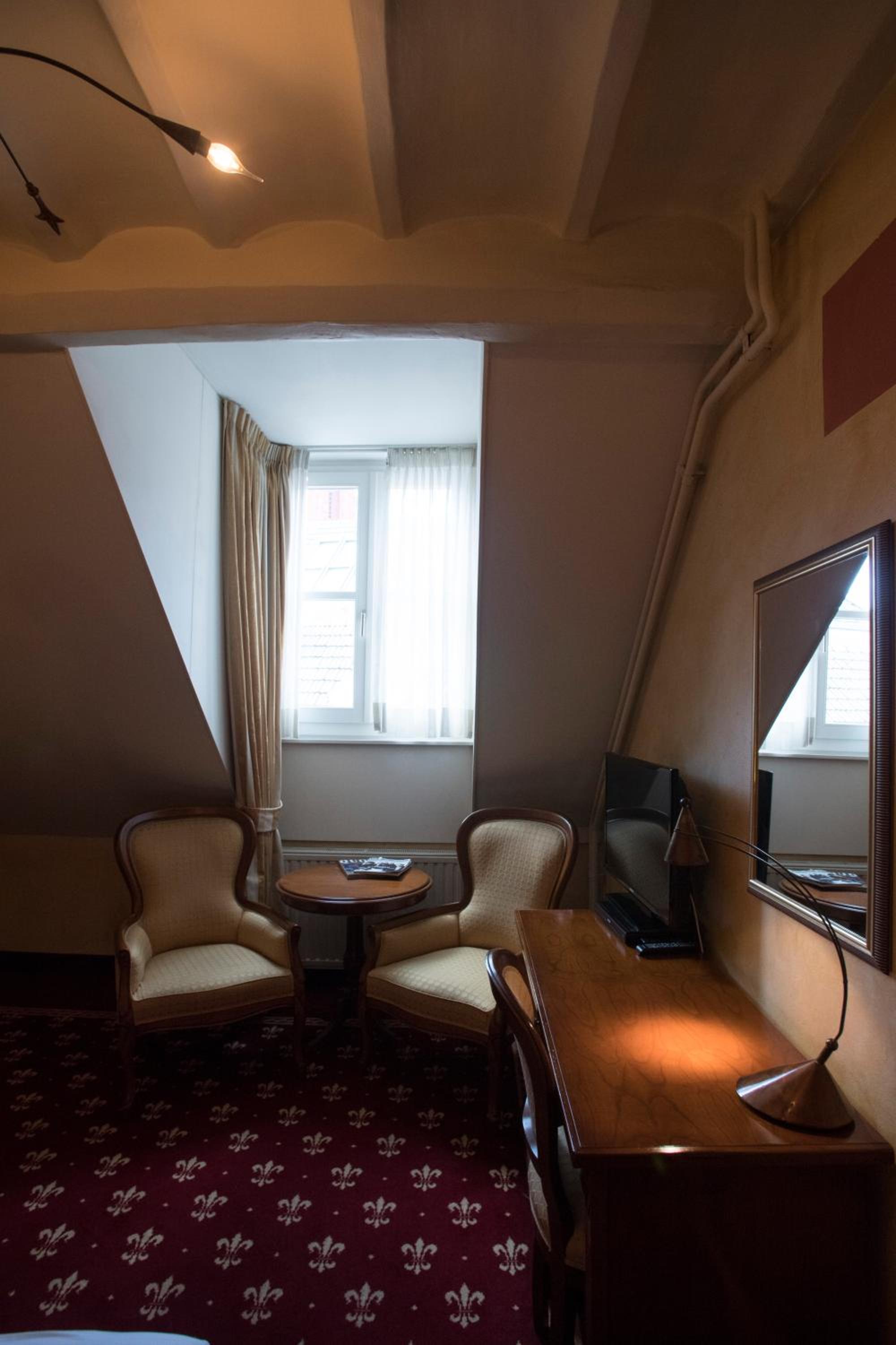 Large Twin Room photo 3
